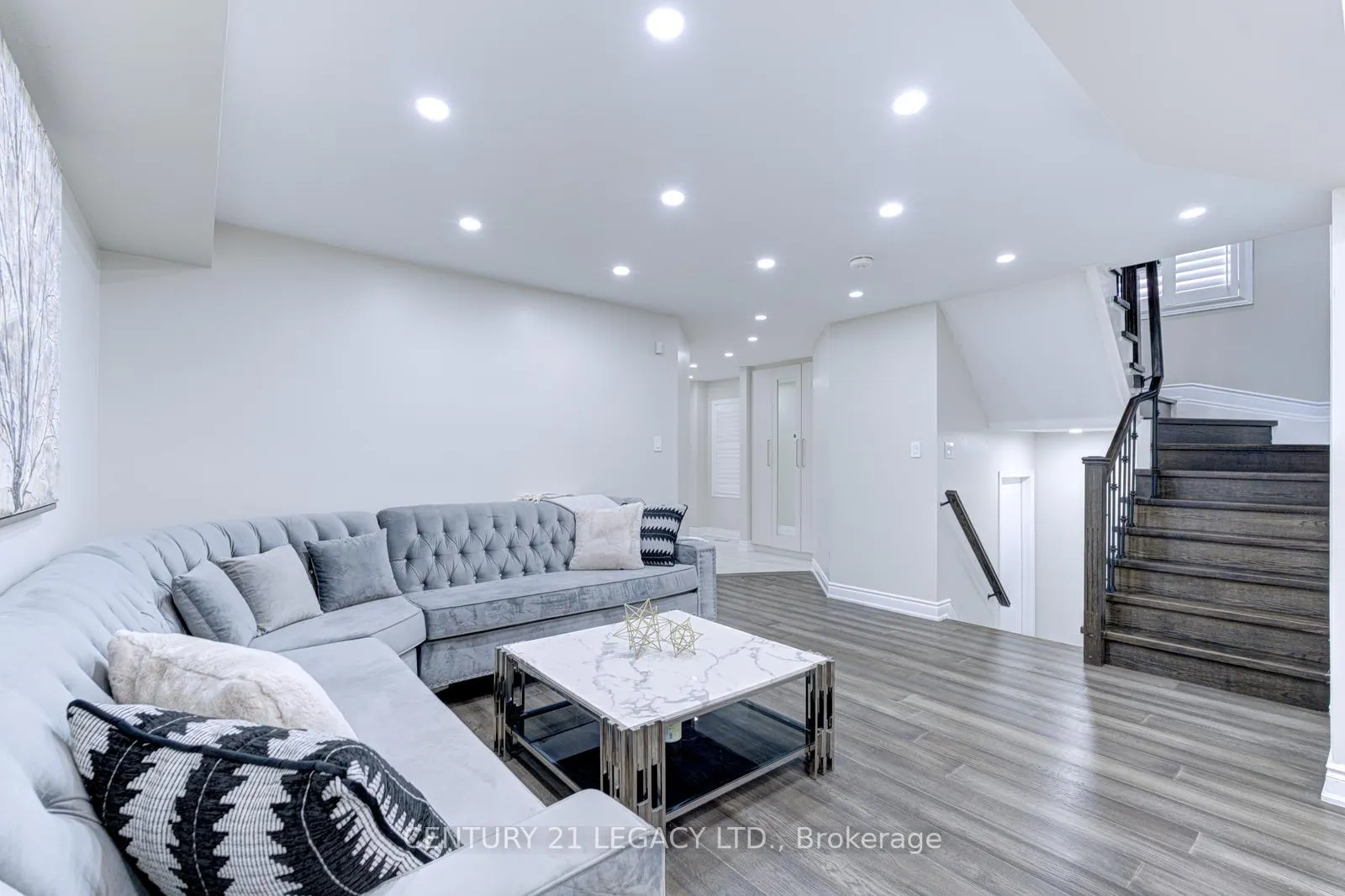 Photo 7 of 21 Serenity Lane, Brampton, Sandringham-Wellington — HOMEH
