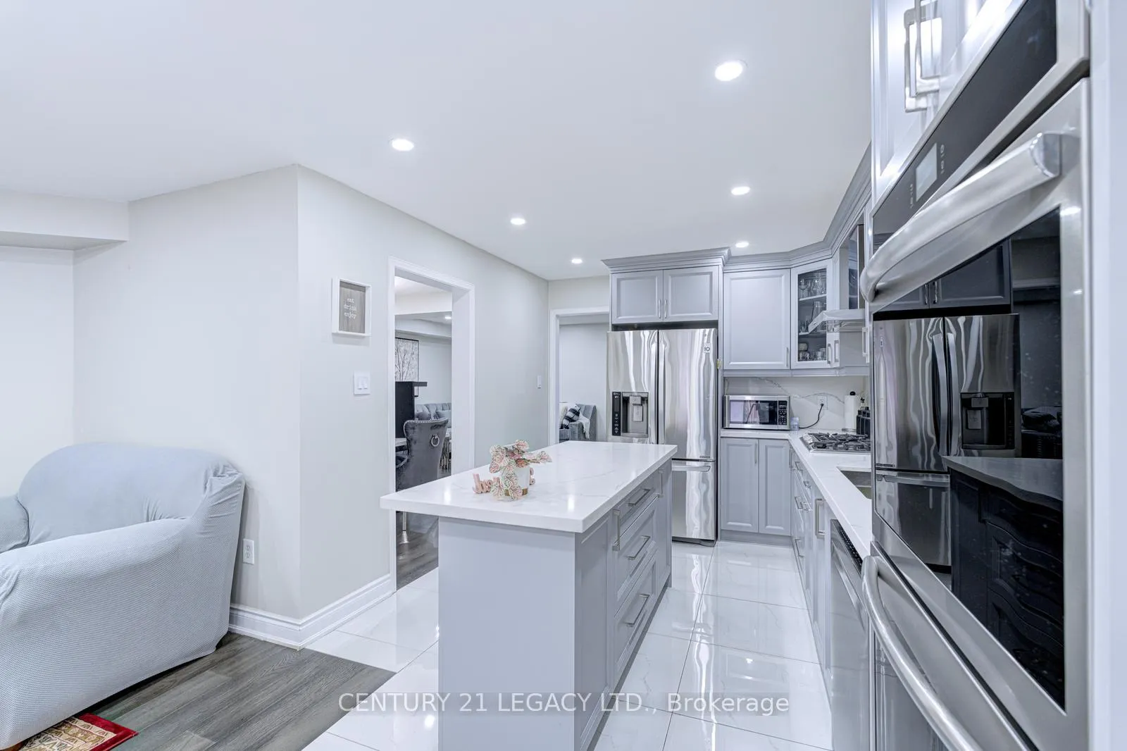 Photo 13 of 21 Serenity Lane, Brampton, Sandringham-Wellington — HOMEH