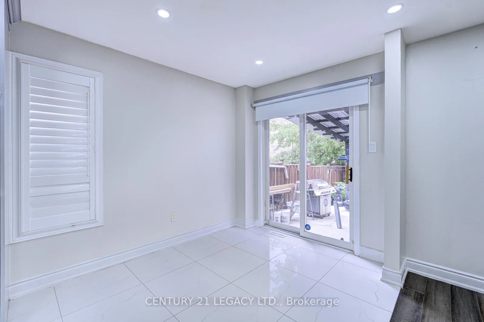 Photo 16 of 21 Serenity Lane, Brampton, Sandringham-Wellington — HOMEH