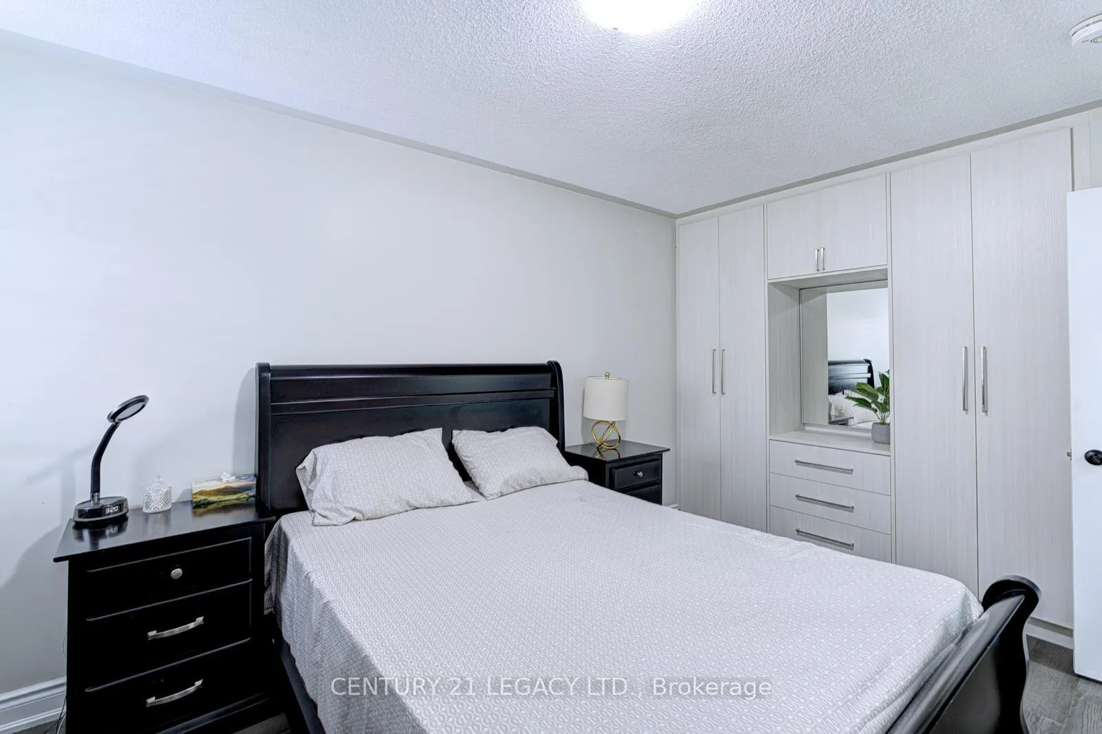 Photo 32 of 21 Serenity Lane, Brampton, Sandringham-Wellington — HOMEH