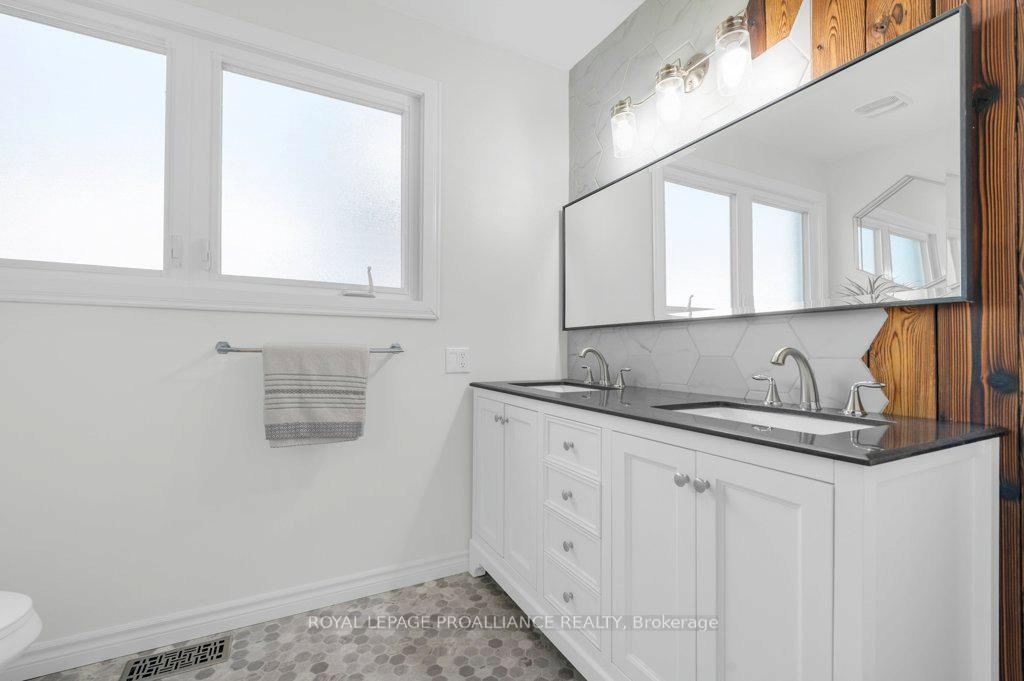 Photo 18 of 44 Emma Street, Stirling-Rawdon, Stirling Ward — HOMEH