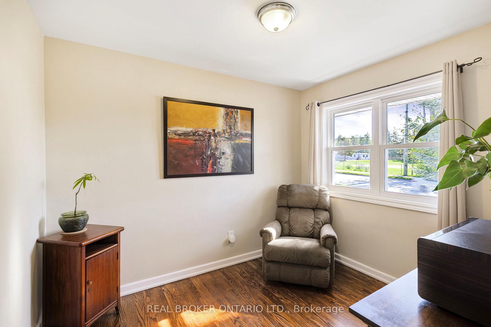 Photo 14 of 90 Johnson Street, Barrie, Codrington — HOMEH
