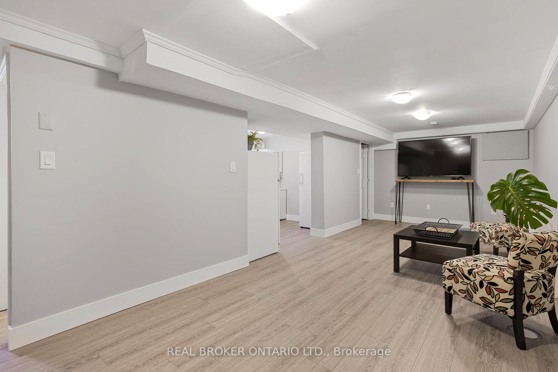 Photo 25 of 90 Johnson Street, Barrie, Codrington — HOMEH