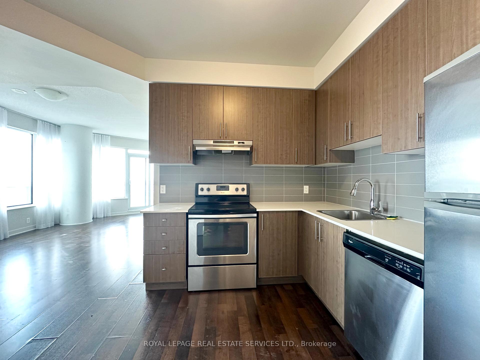 Photo 3 of Unit 2004, 188 Clark Boulevard, Brampton, Queen Street Corridor — HOMEH