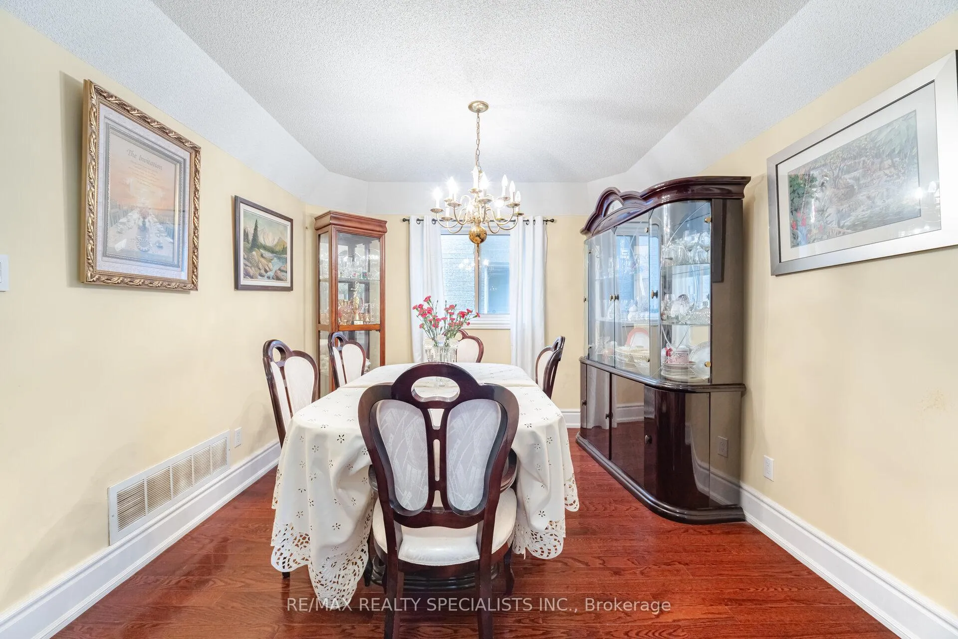 Photo 6 of 6 Chadwick Street, Brampton, Fletcher's West — HOMEH
