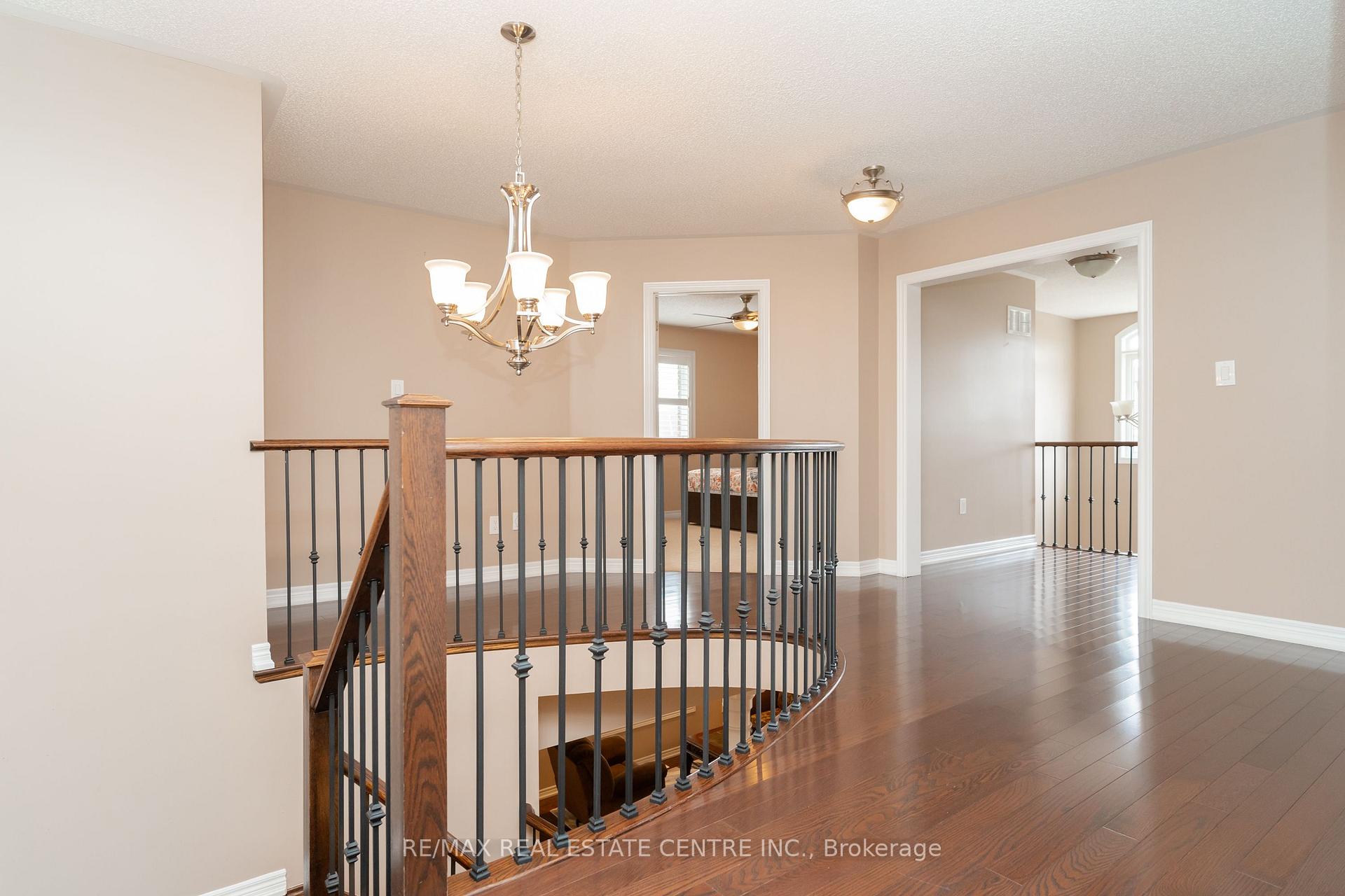 Photo 27 of 18 Rampart Drive, Brampton, Vales of Castlemore North — HOMEH
