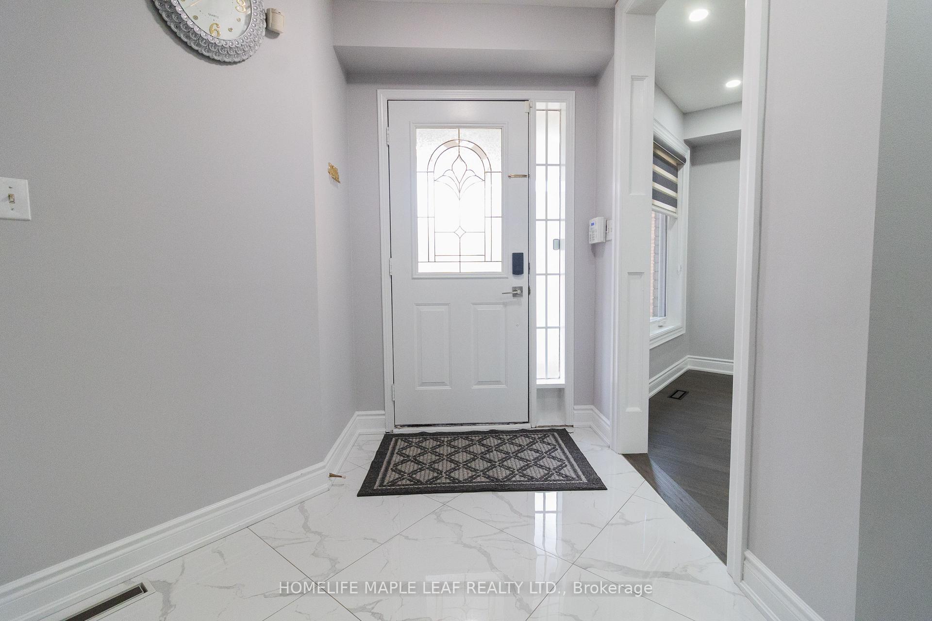 Photo 5 of 61 Seclusion Crescent, Brampton, Sandringham-Wellington — HOMEH