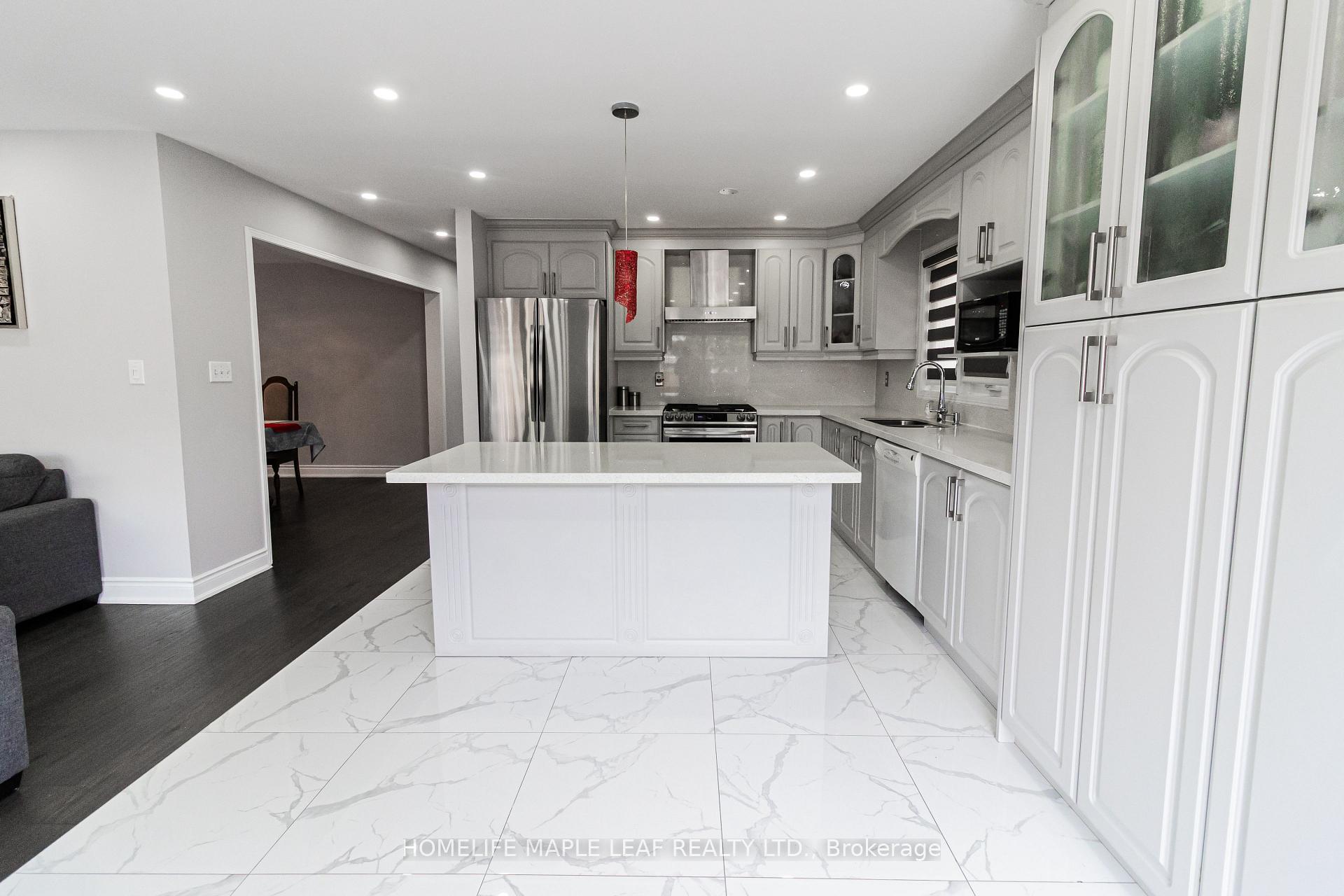 Photo 7 of 61 Seclusion Crescent, Brampton, Sandringham-Wellington — HOMEH