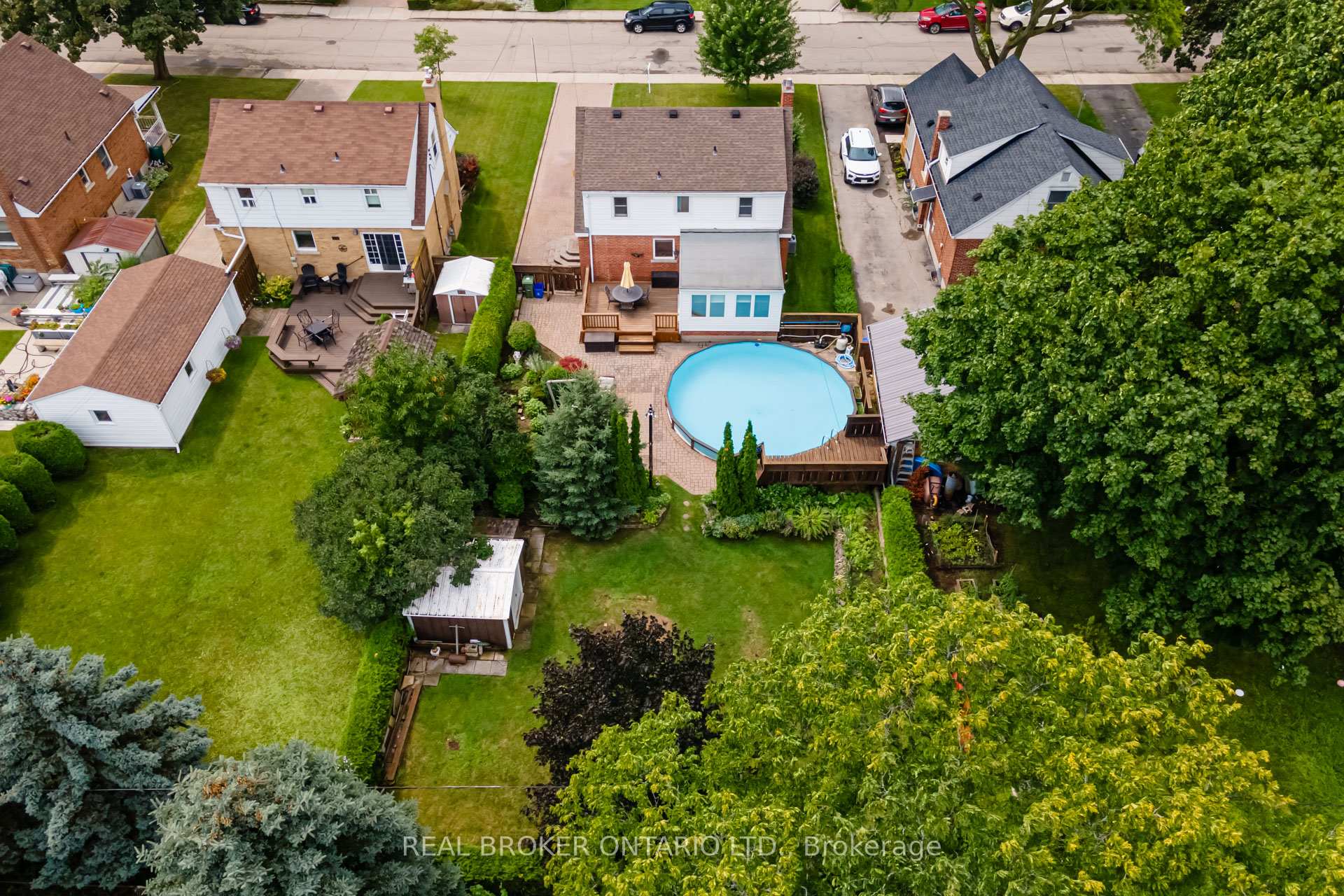 Photo 2 of 21 Gailmont Drive, Hamilton, Corman — HOMEH