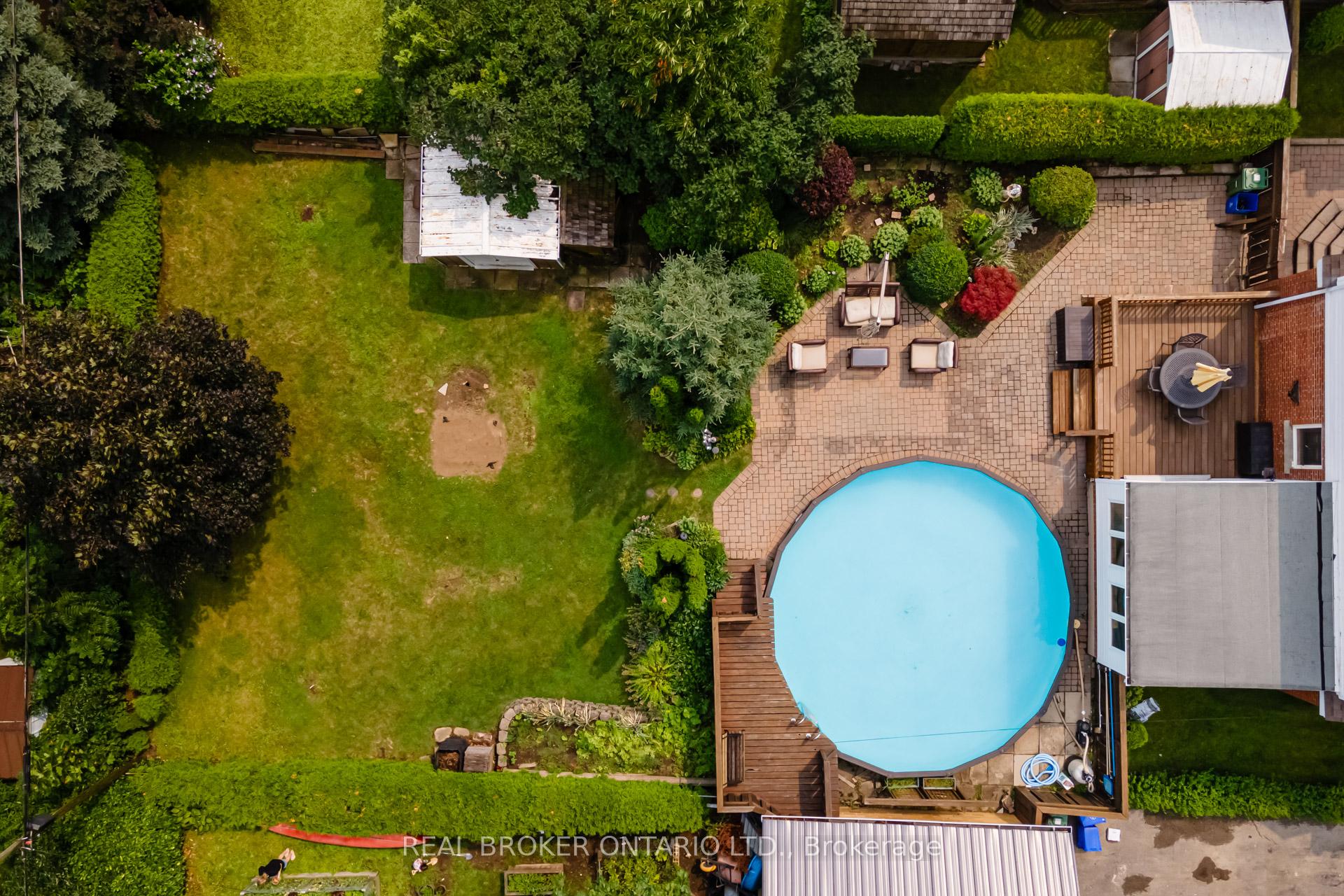 Photo 3 of 21 Gailmont Drive, Hamilton, Corman — HOMEH