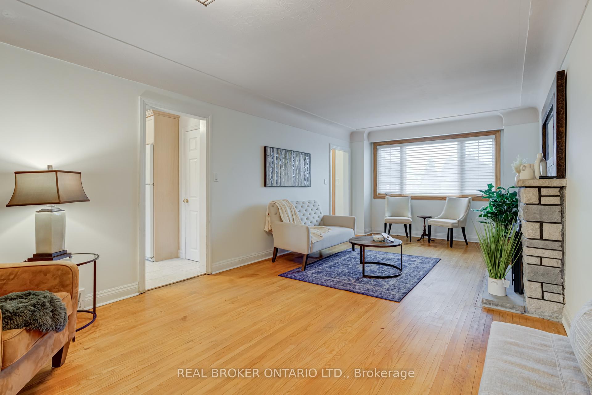 Photo 10 of 21 Gailmont Drive, Hamilton, Corman — HOMEH