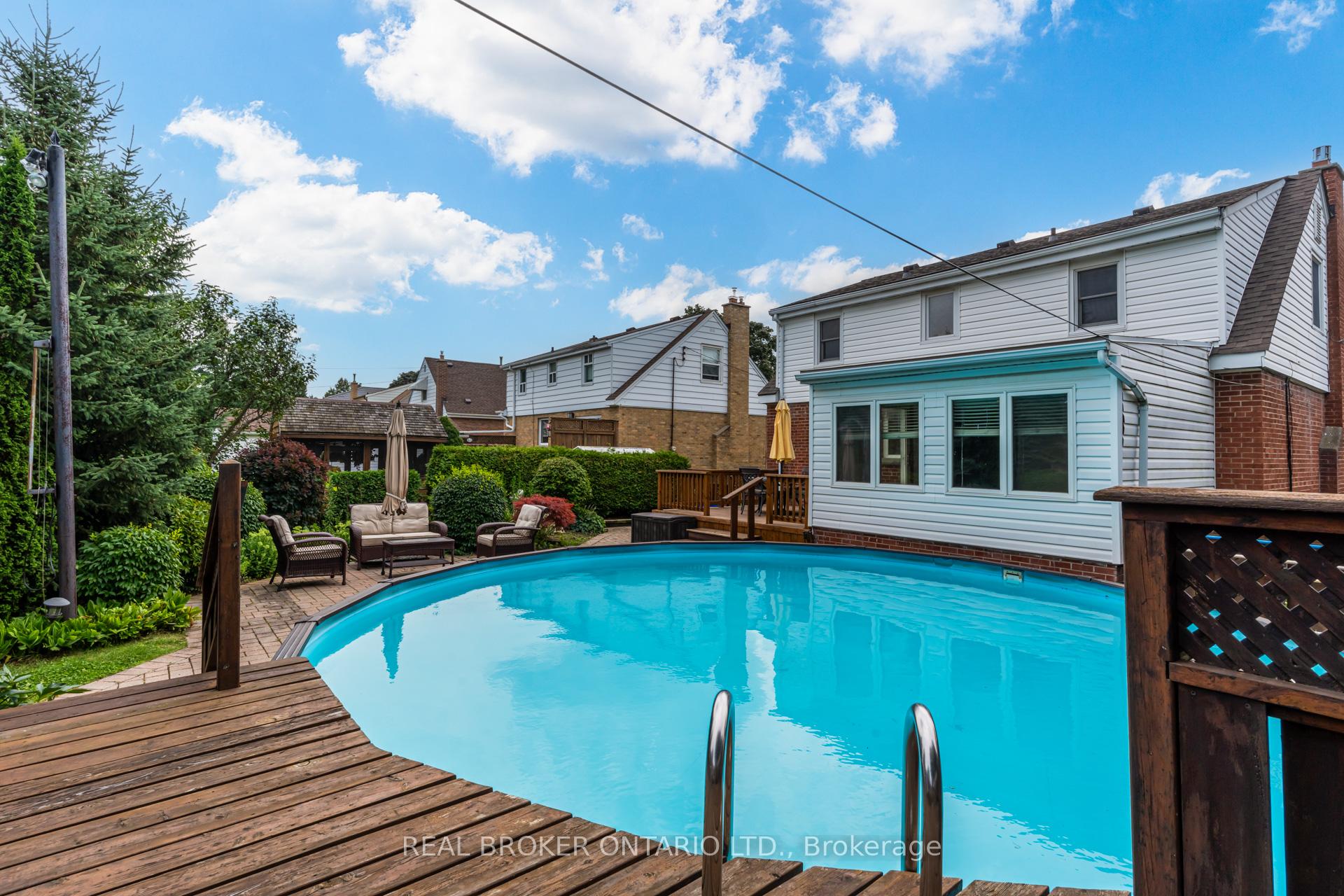 Photo 32 of 21 Gailmont Drive, Hamilton, Corman — HOMEH