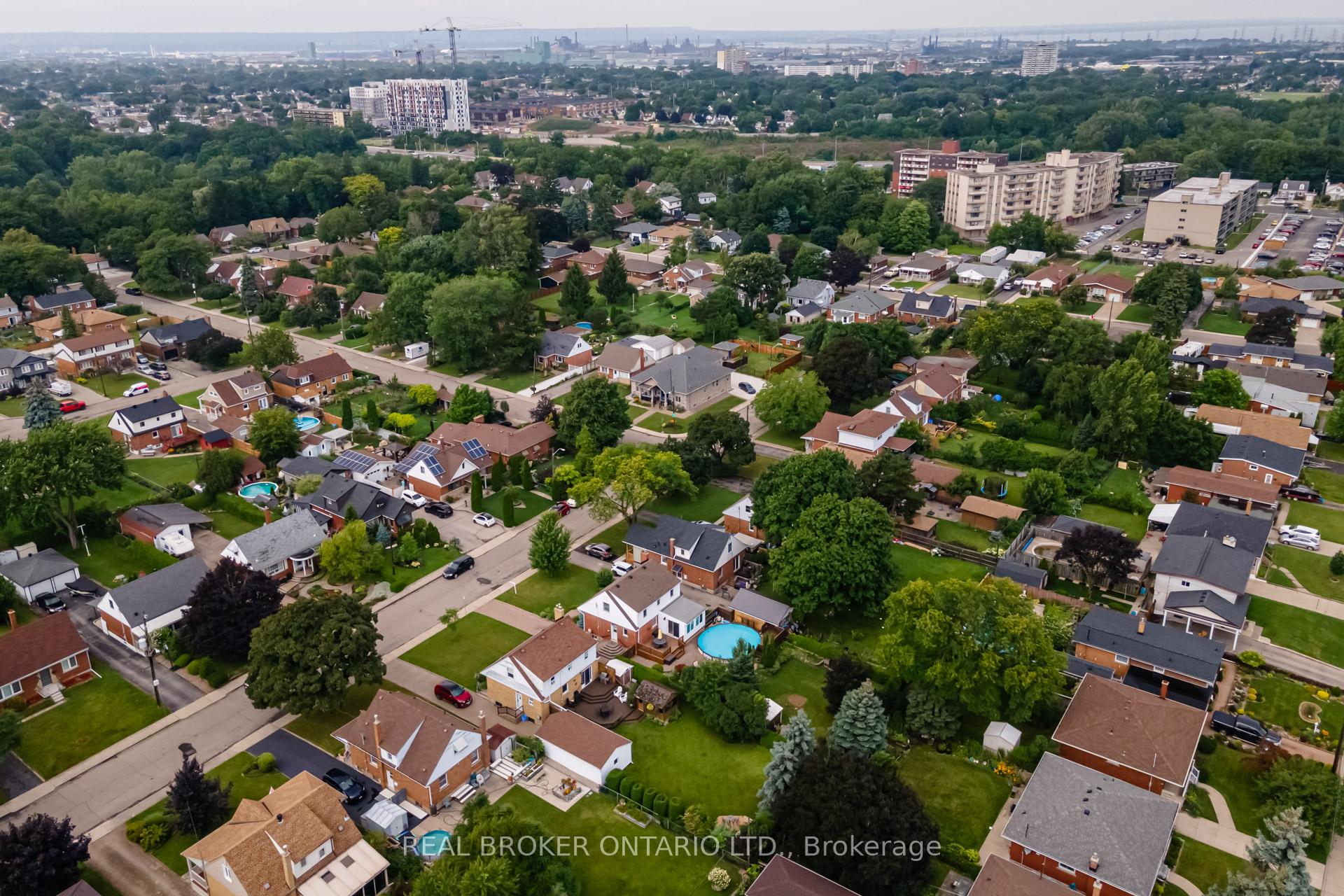 Photo 38 of 21 Gailmont Drive, Hamilton, Corman — HOMEH