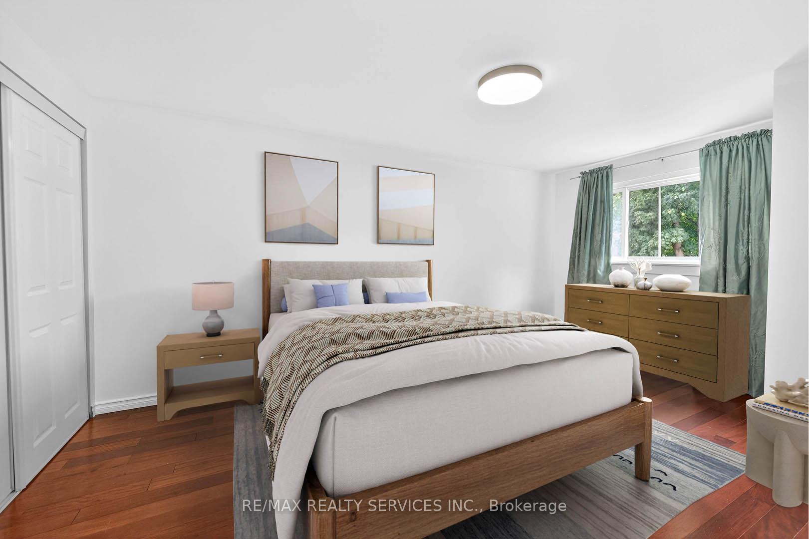 Photo 17 of 28 Chipwood Crescent, Brampton, Madoc — HOMEH