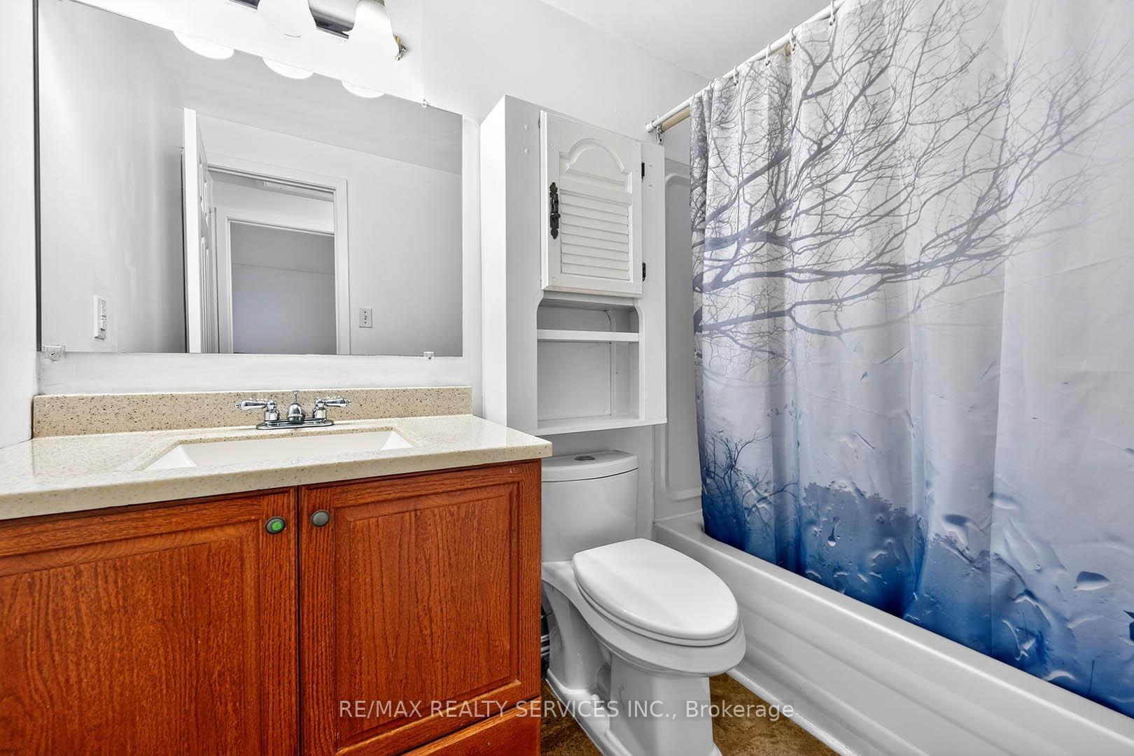 Photo 31 of 28 Chipwood Crescent, Brampton, Madoc — HOMEH