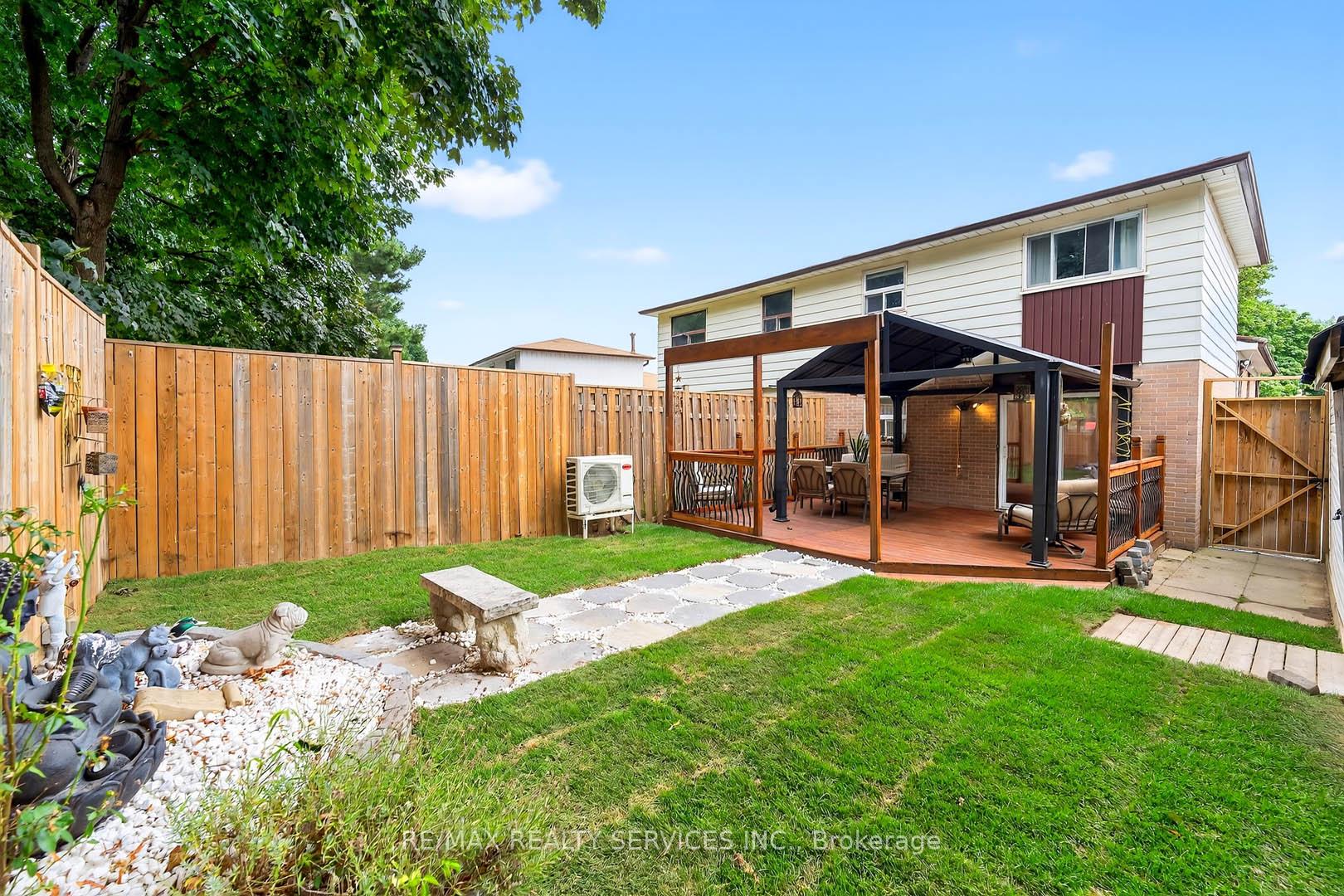 Photo 40 of 28 Chipwood Crescent, Brampton, Madoc — HOMEH