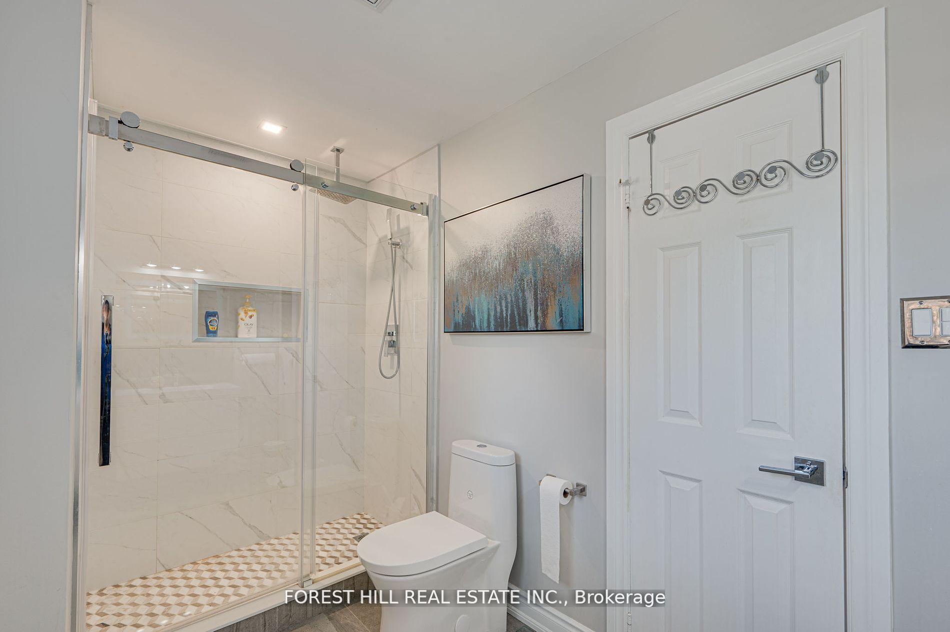 Photo 20 of 48 Haskell Crescent, Aurora, Aurora Highlands — HOMEH
