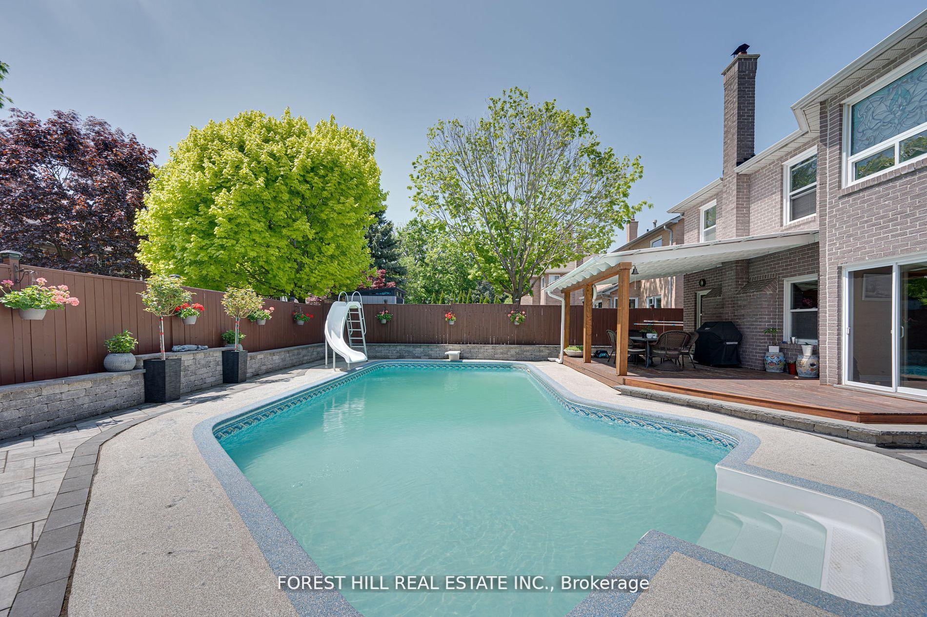 Photo 36 of 48 Haskell Crescent, Aurora, Aurora Highlands — HOMEH