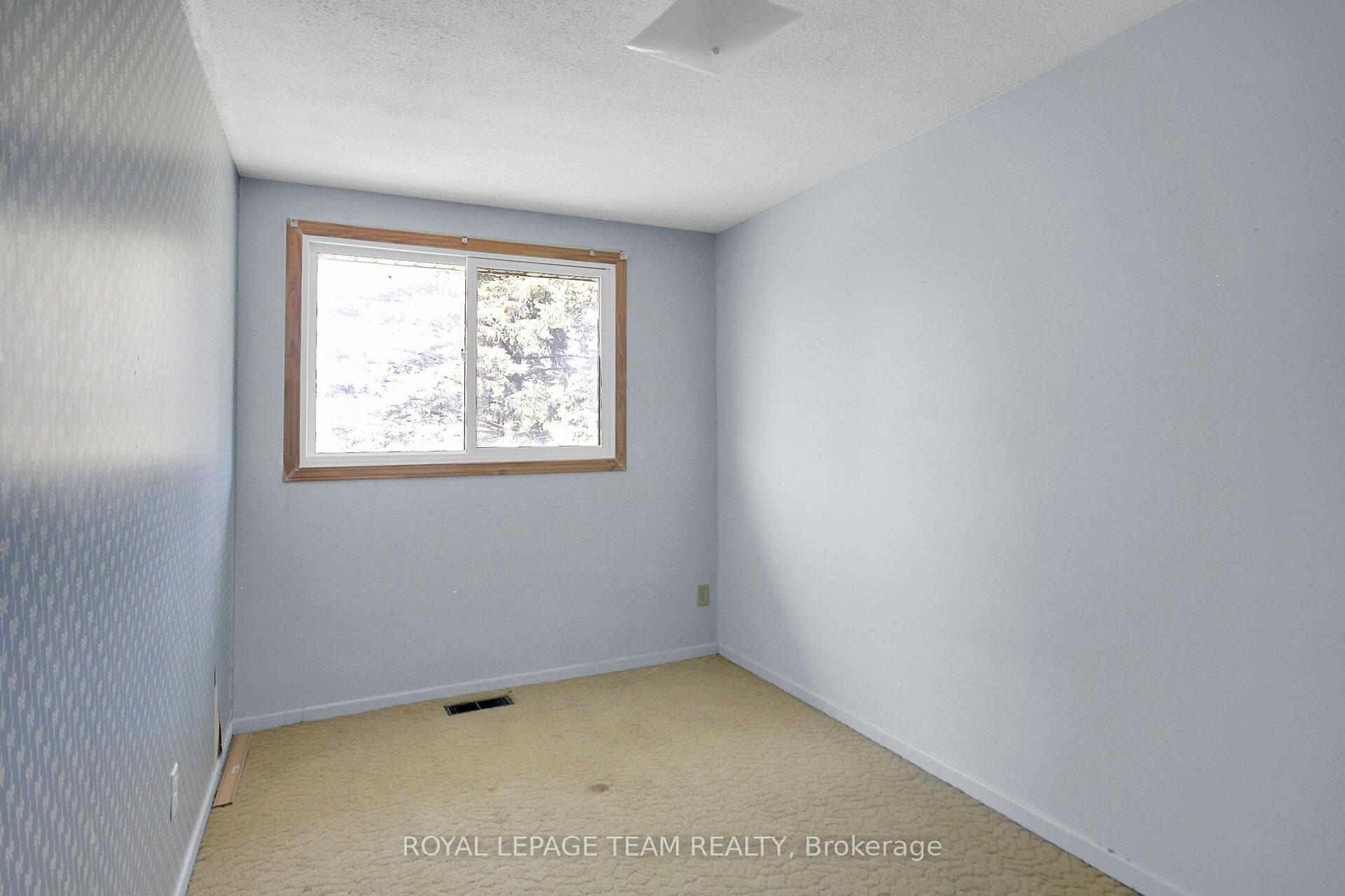 Photo 33 of Unit D, 459 Moodie Drive, Ottawa, Arbeatha Park — HOMEH
