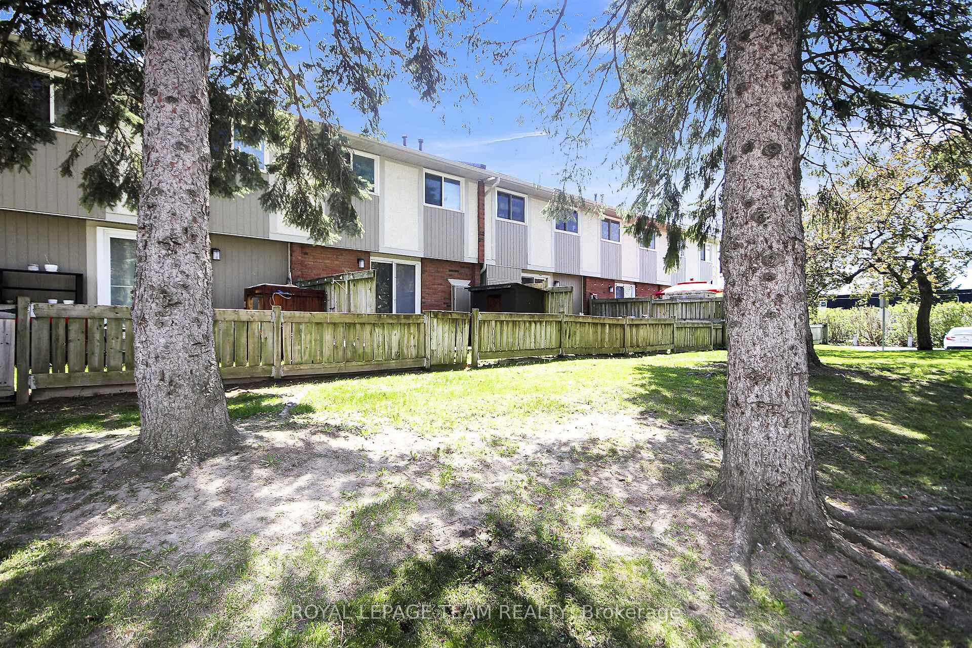 Photo 41 of Unit D, 459 Moodie Drive, Ottawa, Arbeatha Park — HOMEH