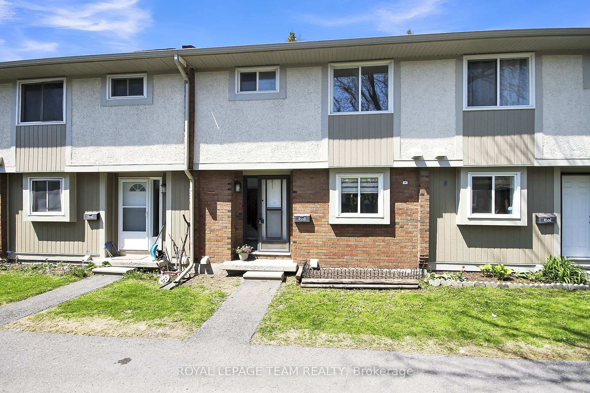 Photo 1 of Unit D, 459 Moodie Drive, Ottawa, Arbeatha Park — HOMEH