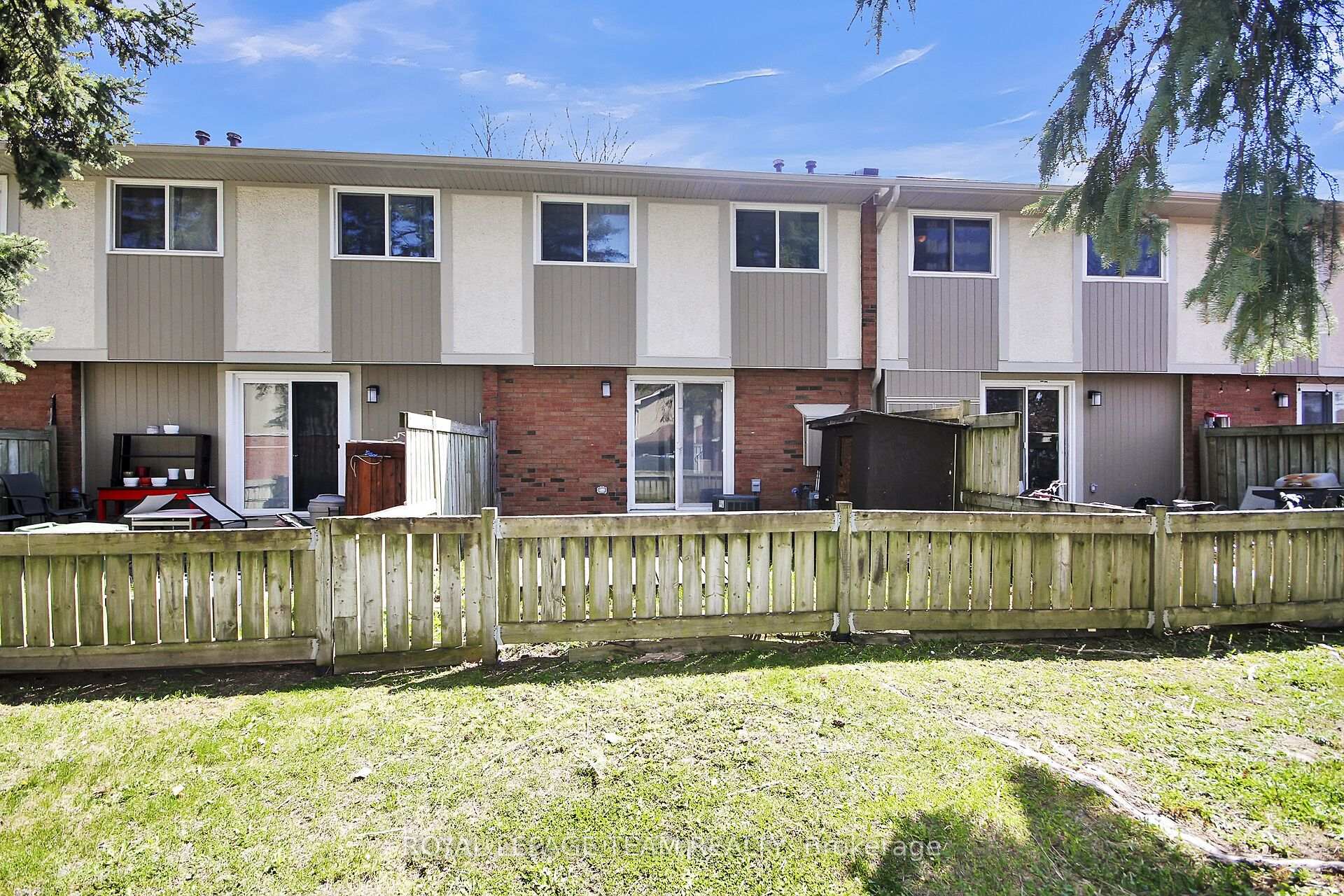 Photo 20 of Unit D, 459 Moodie Drive, Ottawa, Arbeatha Park — HOMEH