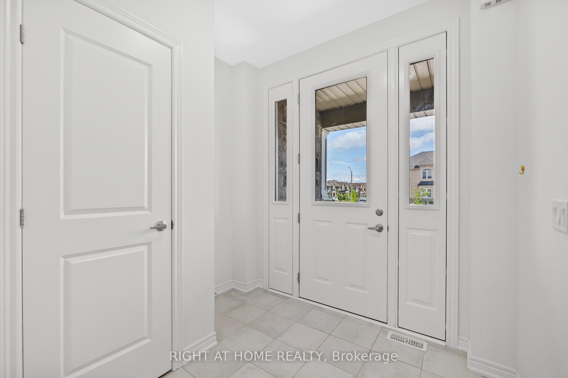 Photo 6 of 349 Raymond Road, Hamilton, Ancaster — HOMEH