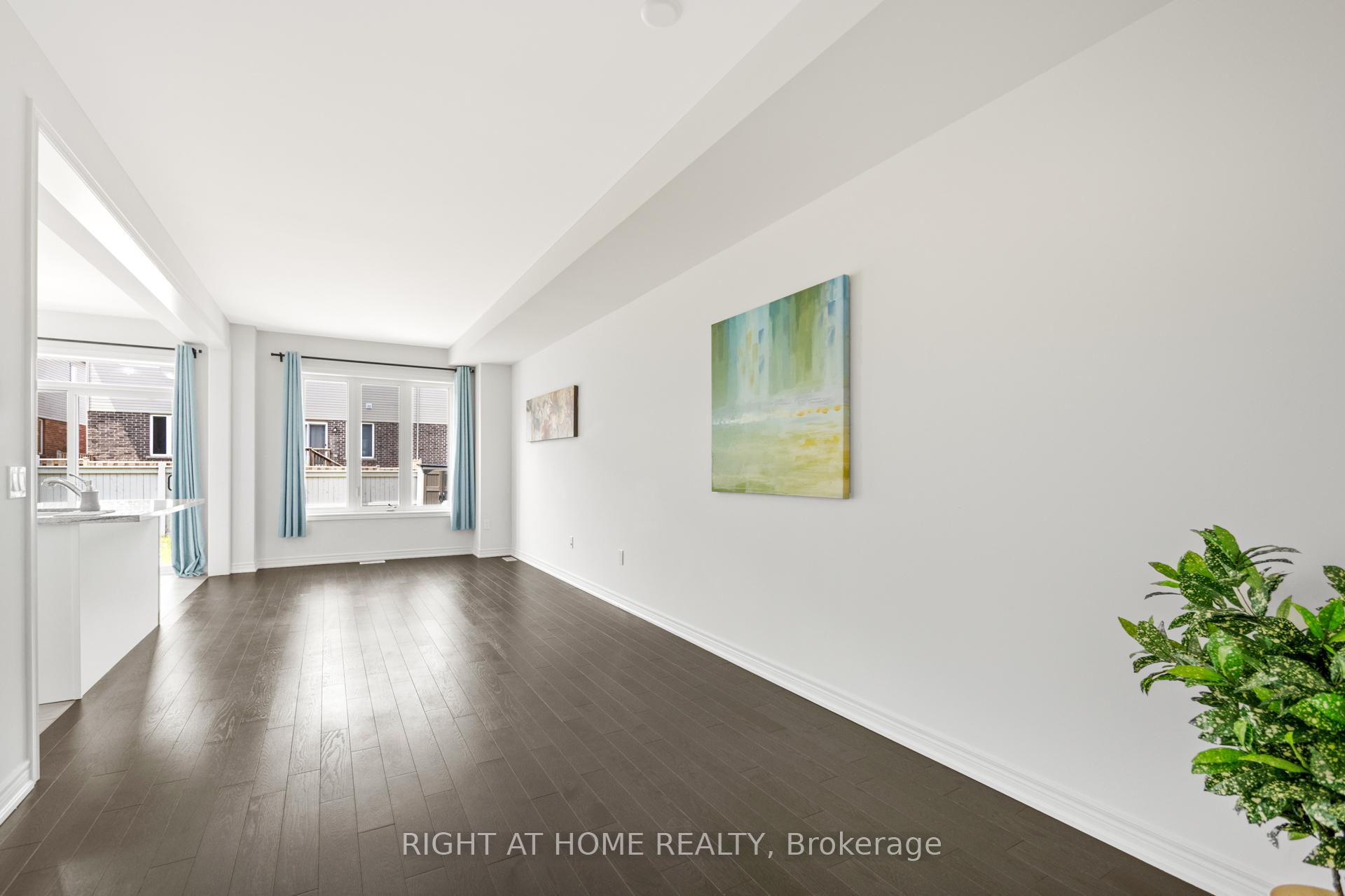 Photo 11 of 349 Raymond Road, Hamilton, Ancaster — HOMEH