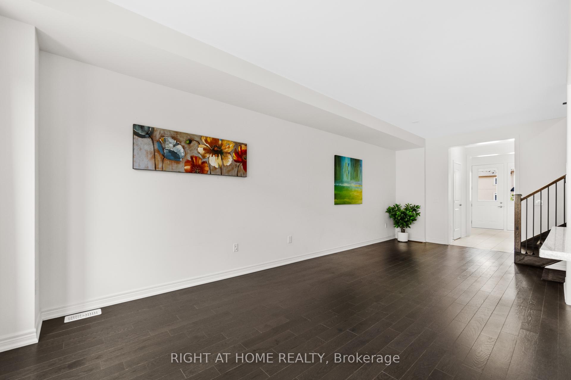 Photo 13 of 349 Raymond Road, Hamilton, Ancaster — HOMEH