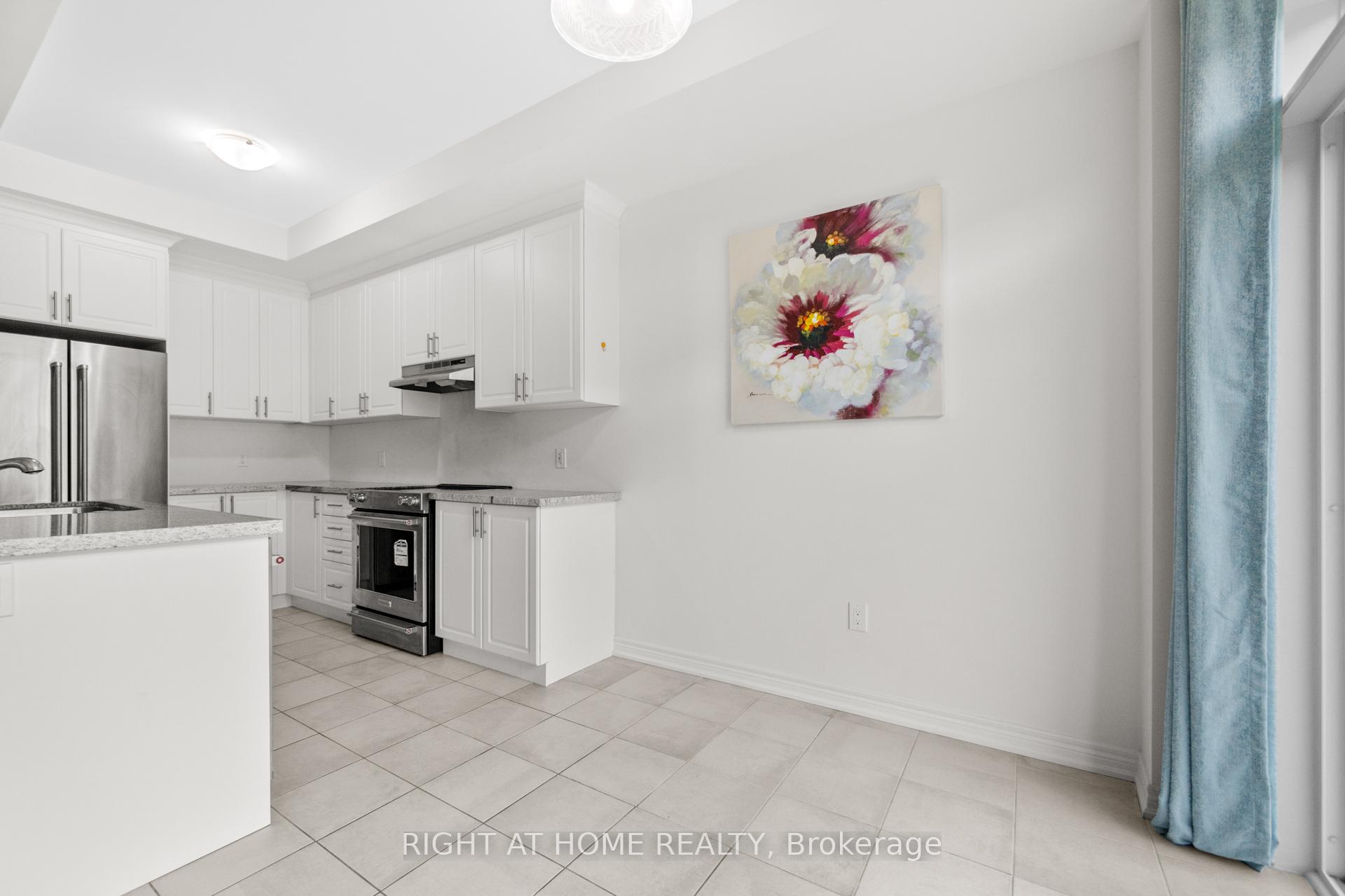 Photo 15 of 349 Raymond Road, Hamilton, Ancaster — HOMEH