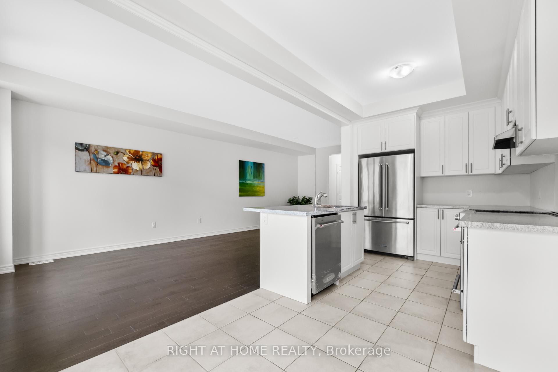 Photo 16 of 349 Raymond Road, Hamilton, Ancaster — HOMEH