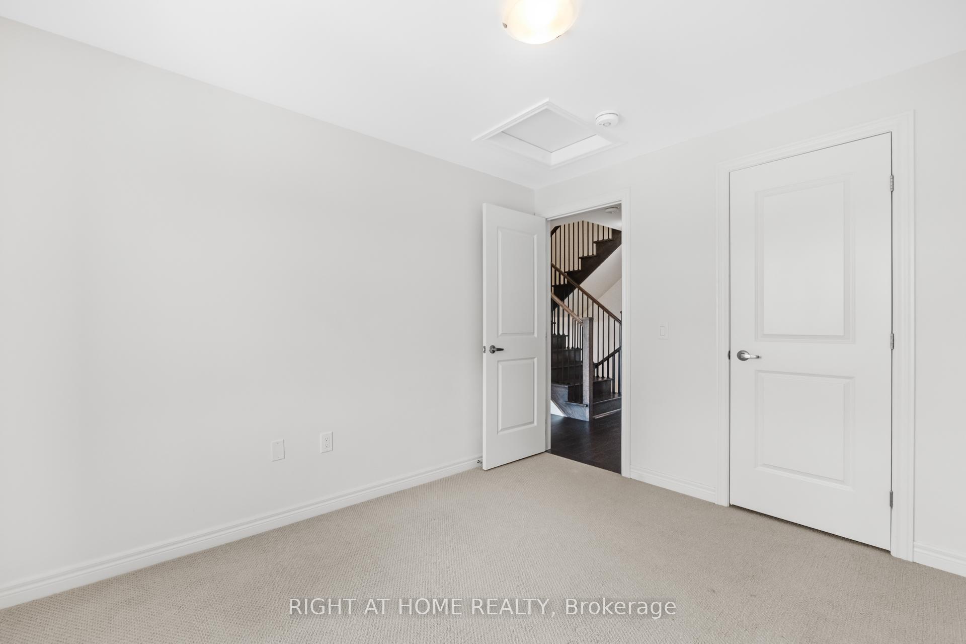 Photo 25 of 349 Raymond Road, Hamilton, Ancaster — HOMEH