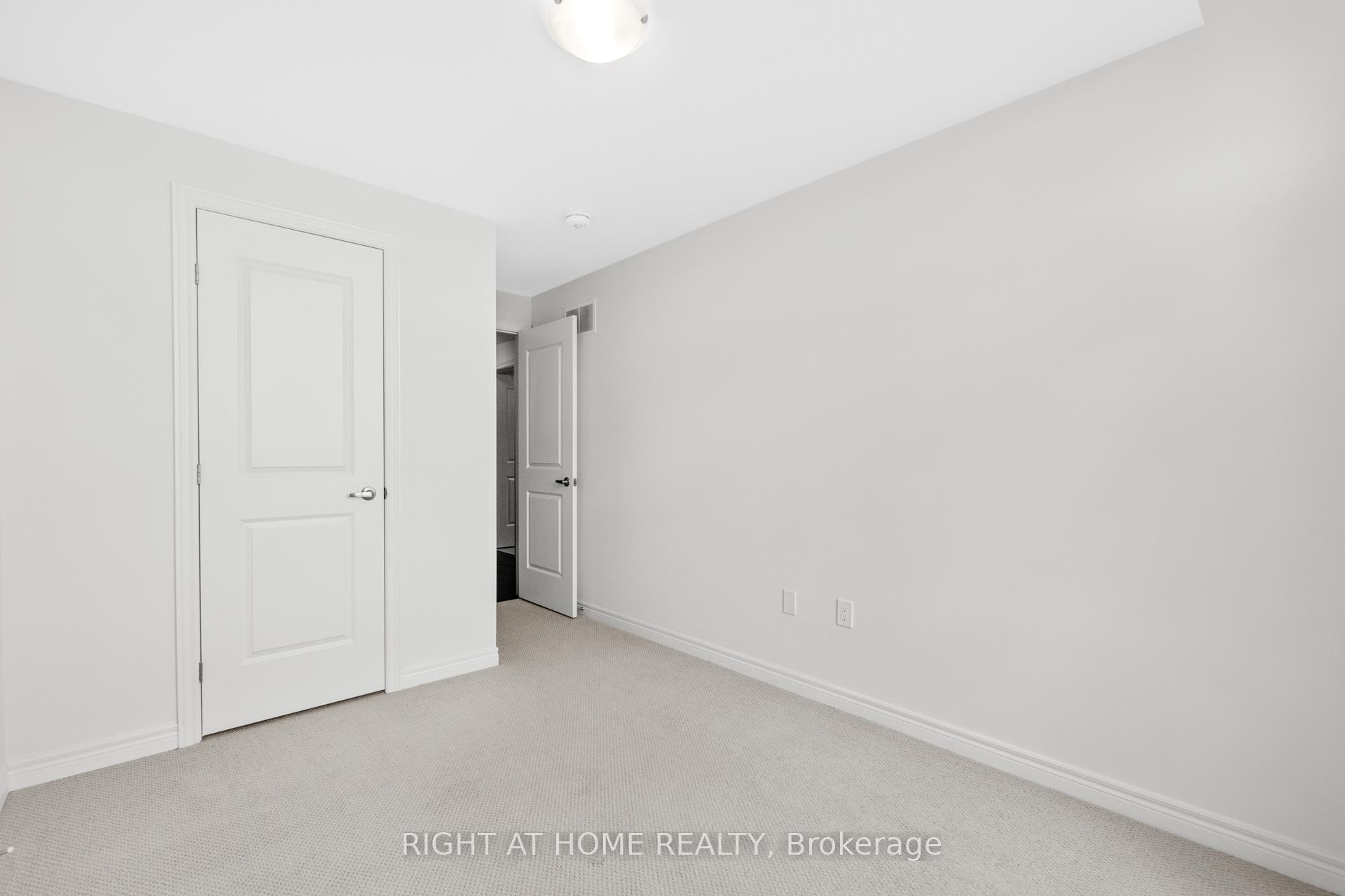 Photo 27 of 349 Raymond Road, Hamilton, Ancaster — HOMEH