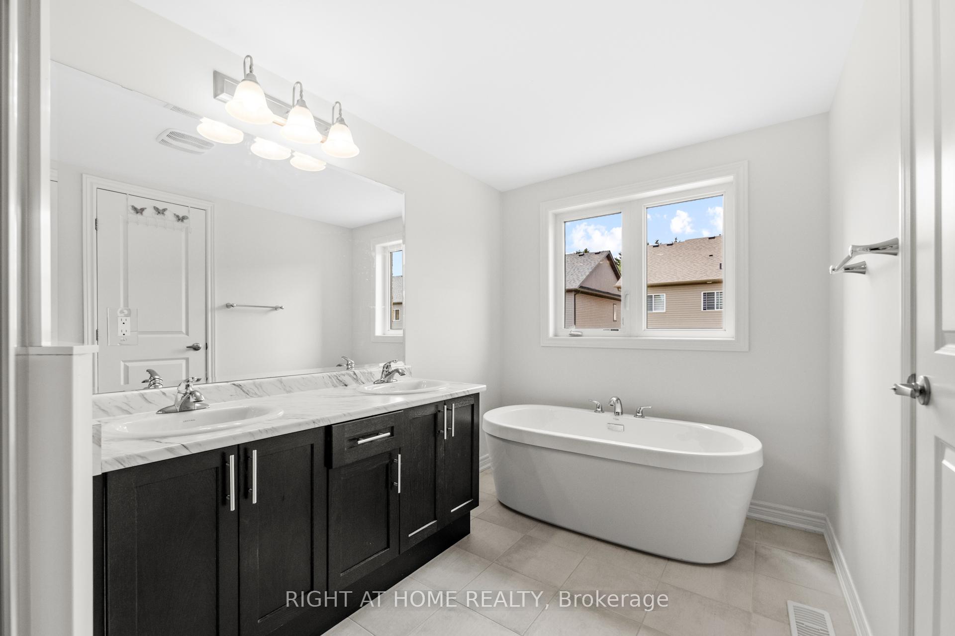 Photo 35 of 349 Raymond Road, Hamilton, Ancaster — HOMEH