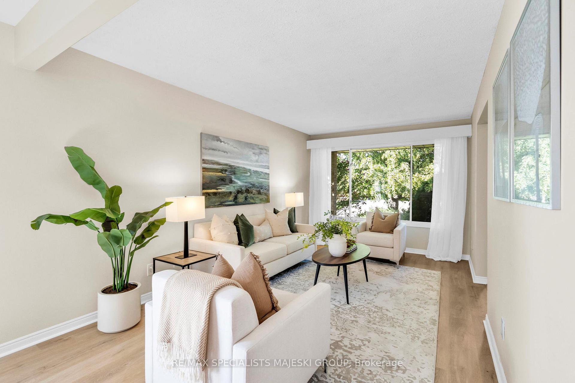 Photo 5 of 49 Goldwin Street, Hamilton, Gurnett — HOMEH