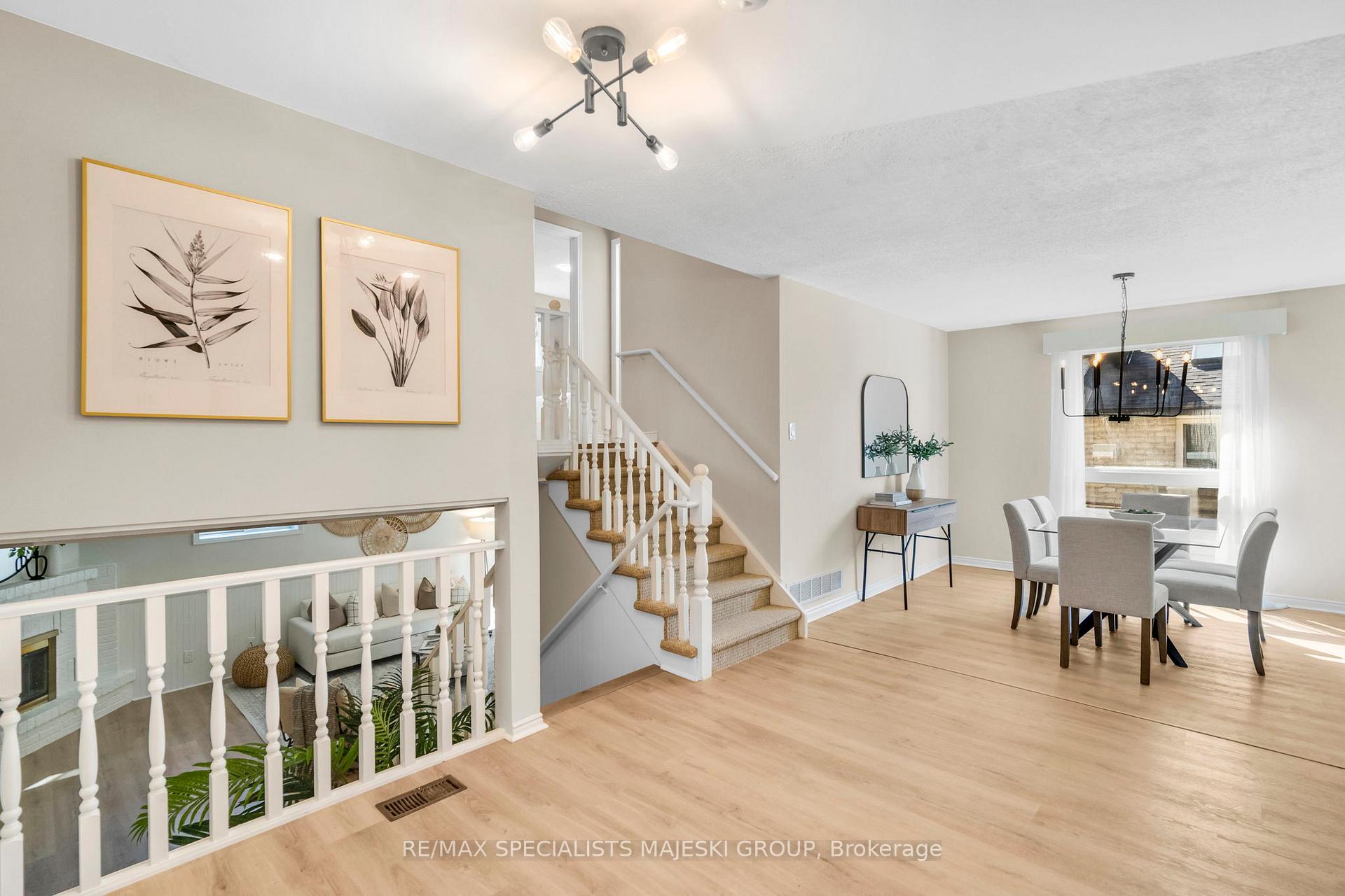 Photo 16 of 49 Goldwin Street, Hamilton, Gurnett — HOMEH