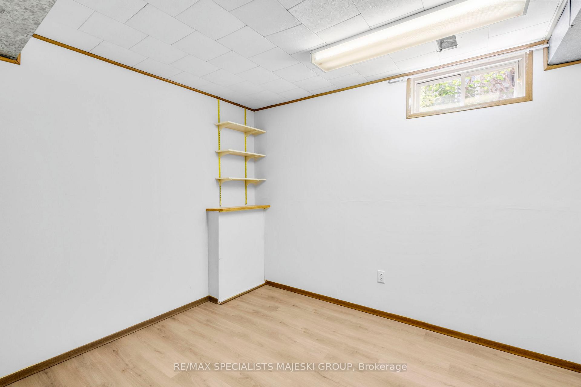 Photo 38 of 49 Goldwin Street, Hamilton, Gurnett — HOMEH