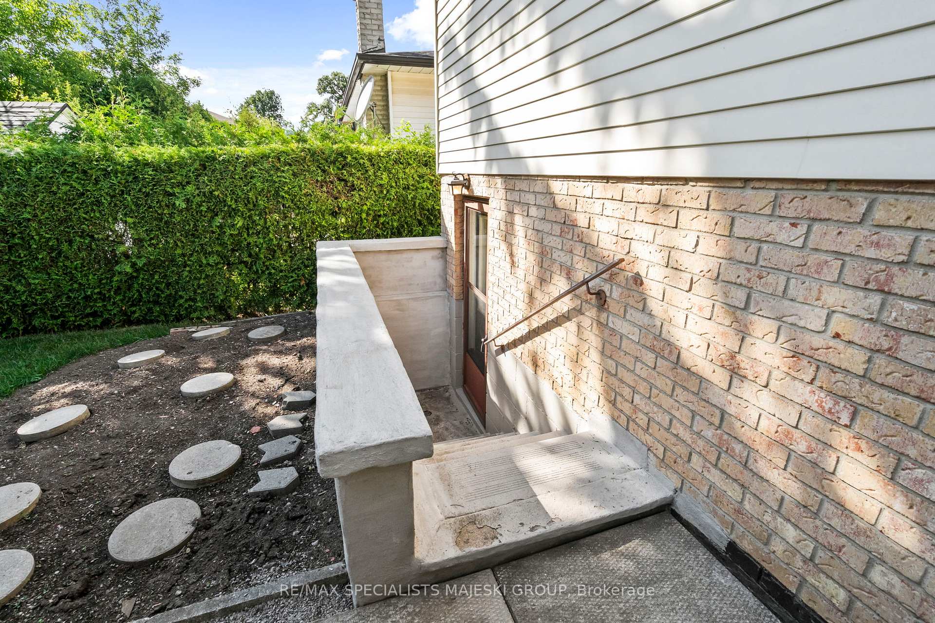 Photo 43 of 49 Goldwin Street, Hamilton, Gurnett — HOMEH