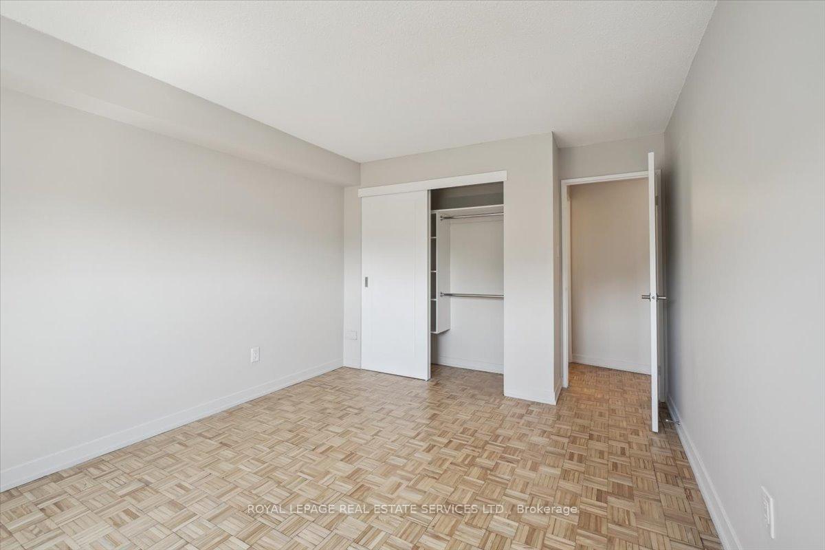 Photo 11 of Unit 408, 62 Park Avenue, Halton Hills, Georgetown — HOMEH