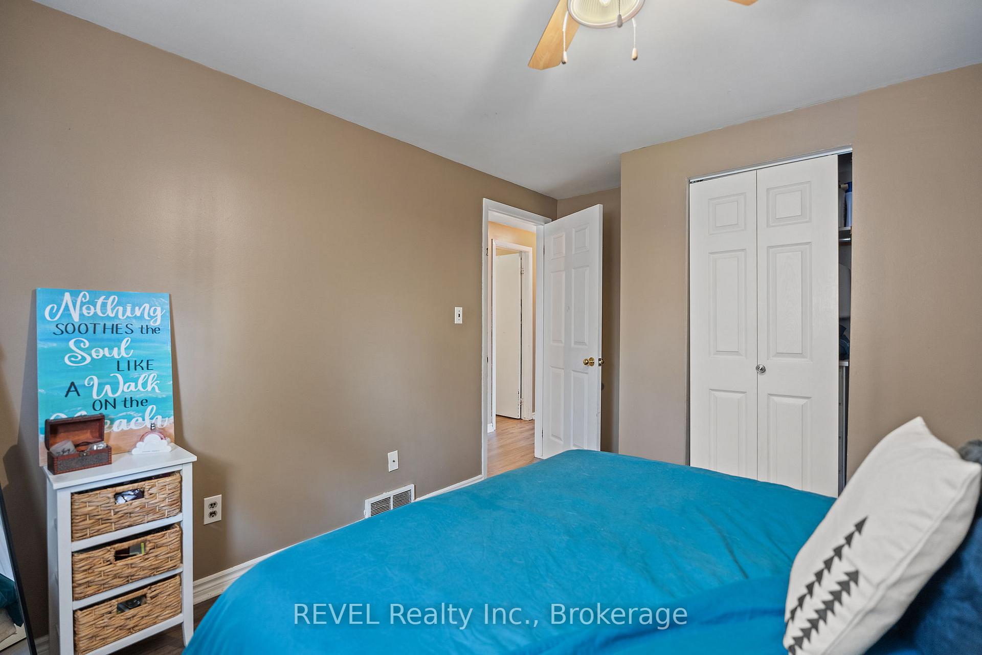 Photo 13 of 31 Louis Avenue, St. Catharines, Bunting/Linwell — HOMEH