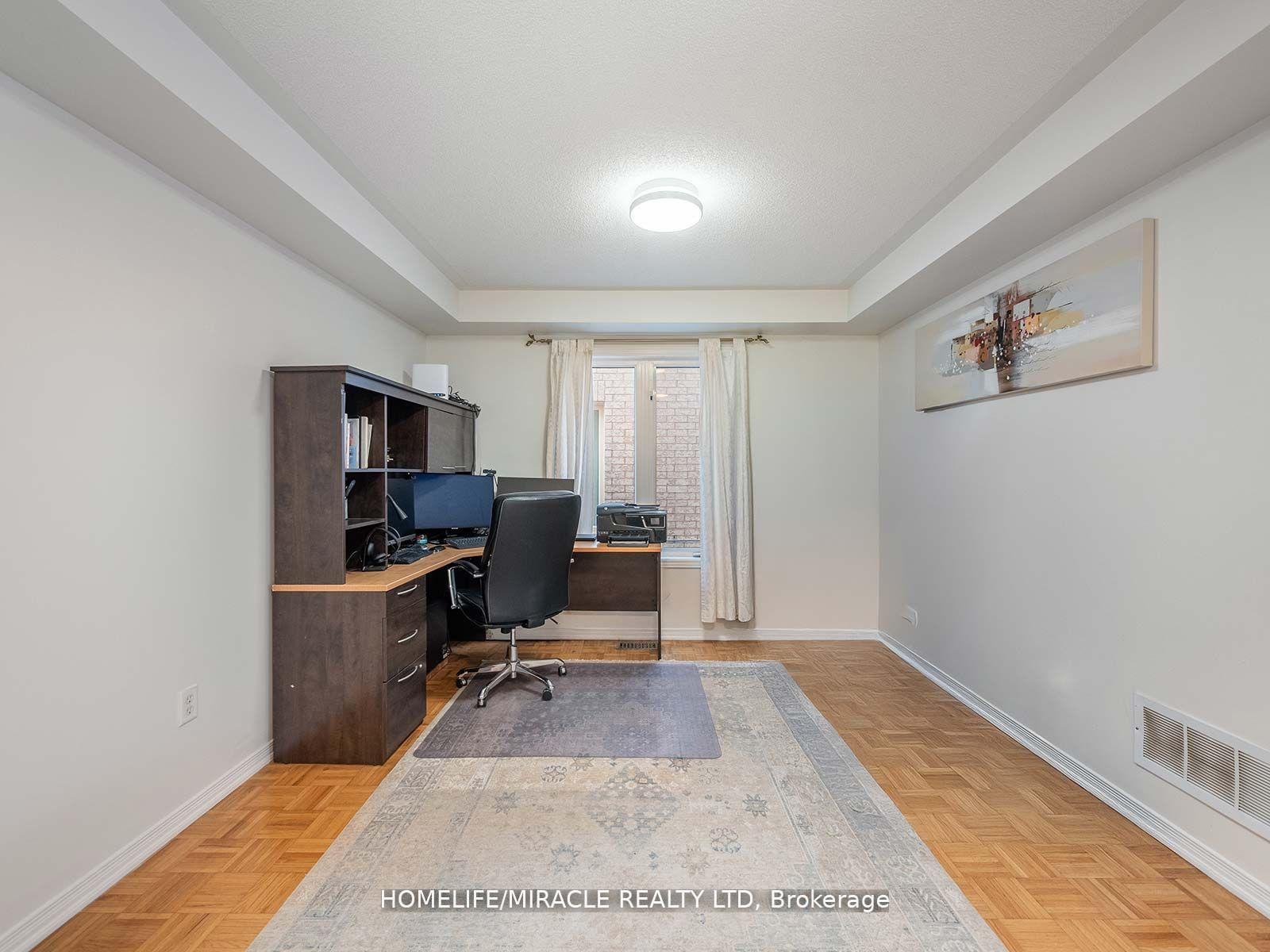 Photo 14 of 9 Hopecrest Place, Brampton, Sandringham-Wellington — HOMEH
