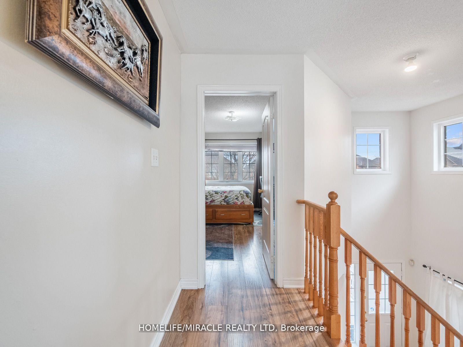 Photo 16 of 9 Hopecrest Place, Brampton, Sandringham-Wellington — HOMEH