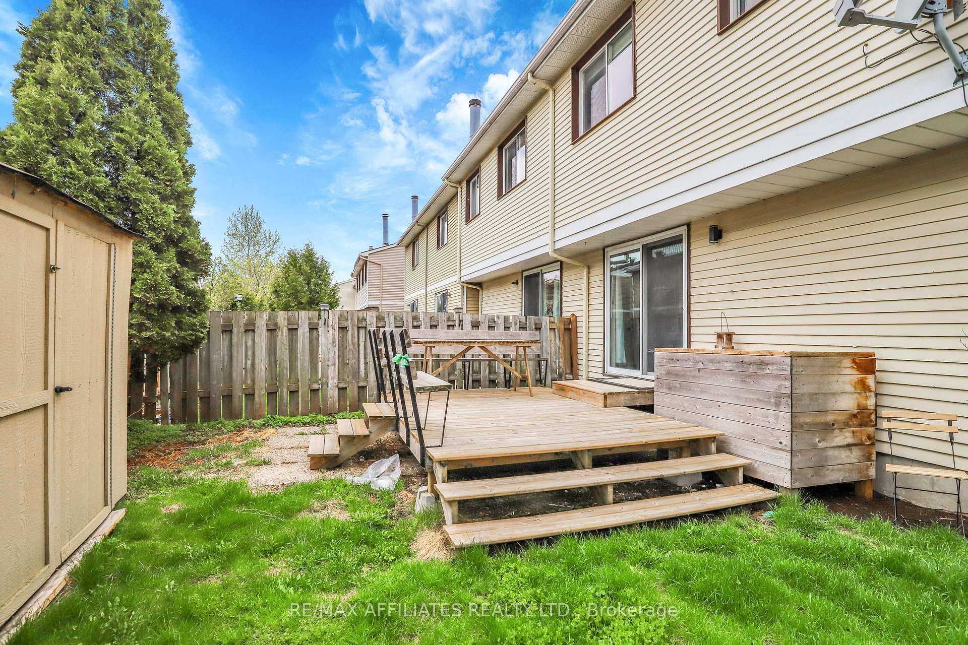 Photo 34 of 356 Monica Crescent, Ottawa, Bilberry Creek/Queenswood Heights — HOMEH