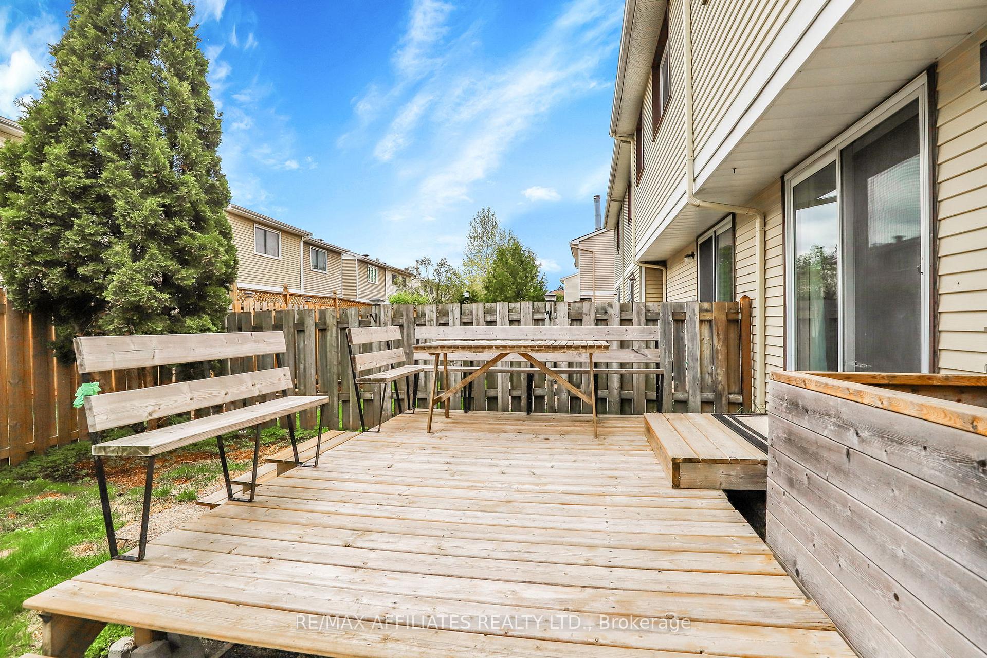 Photo 37 of 356 Monica Crescent, Ottawa, Bilberry Creek/Queenswood Heights — HOMEH
