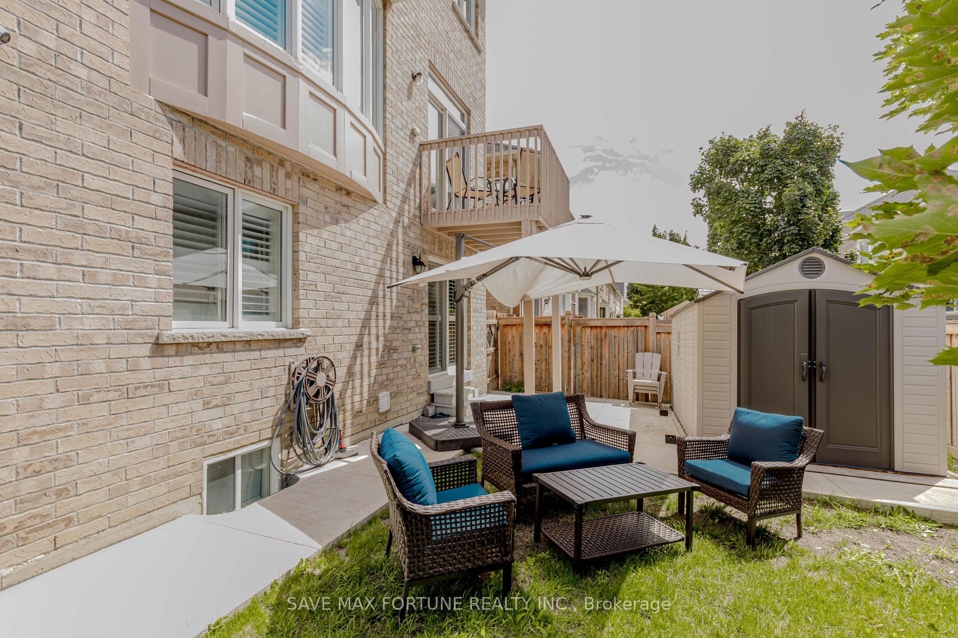 Photo 100 of 16 Berryfield Way NE, Brampton, Sandringham-Wellington — HOMEH