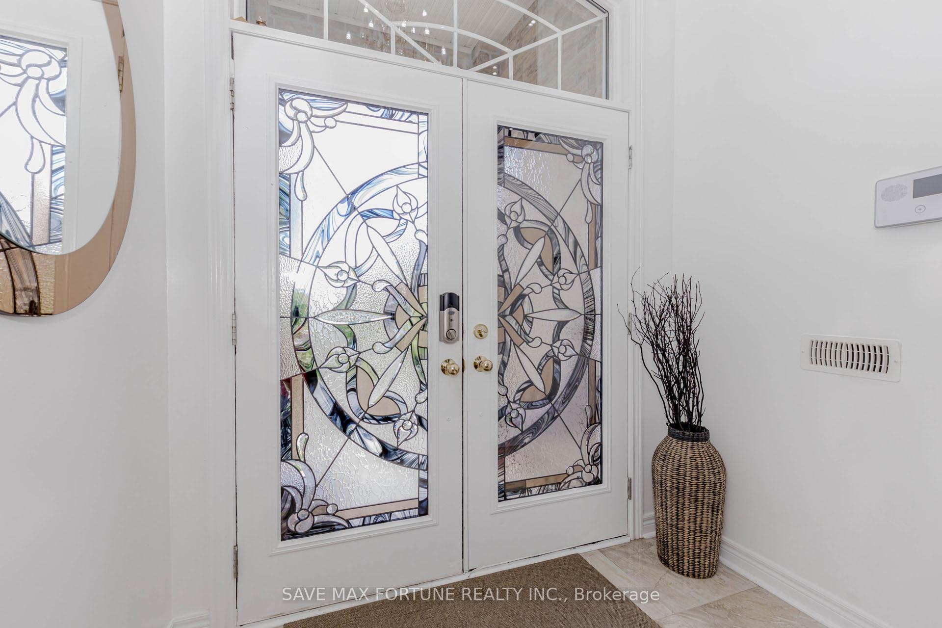 Photo 25 of 16 Berryfield Way NE, Brampton, Sandringham-Wellington — HOMEH