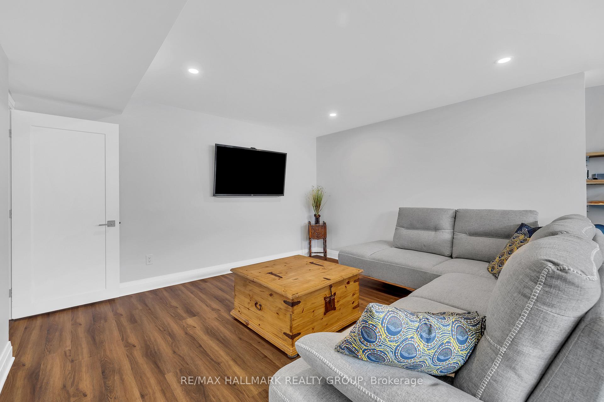 Photo 33 of 55 Angel Heights, Ottawa, Stittsville (South) — HOMEH