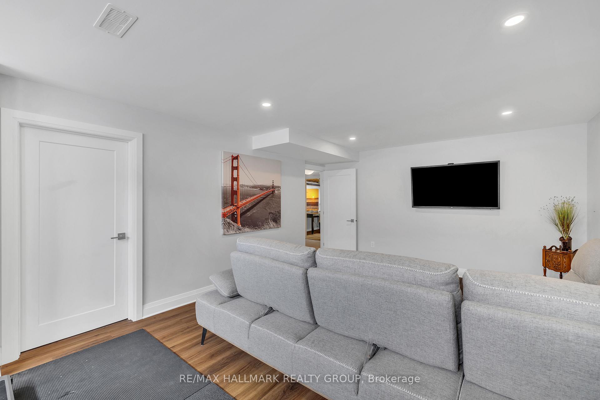 Photo 35 of 55 Angel Heights, Ottawa, Stittsville (South) — HOMEH