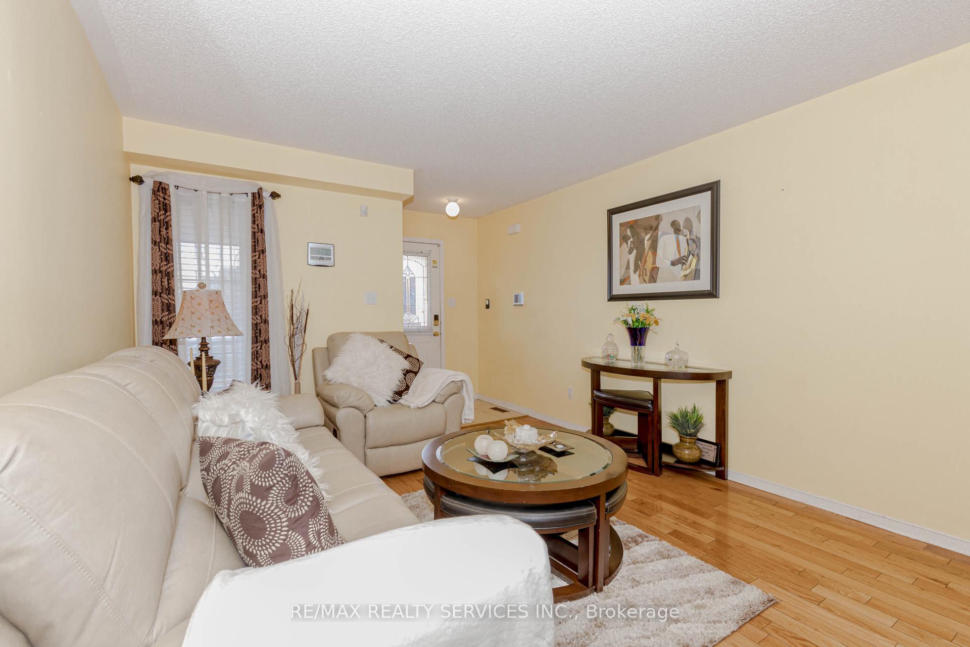 Photo 7 of 66 Viceroy Crescent, Brampton, Northwest Sandalwood Parkway — HOMEH