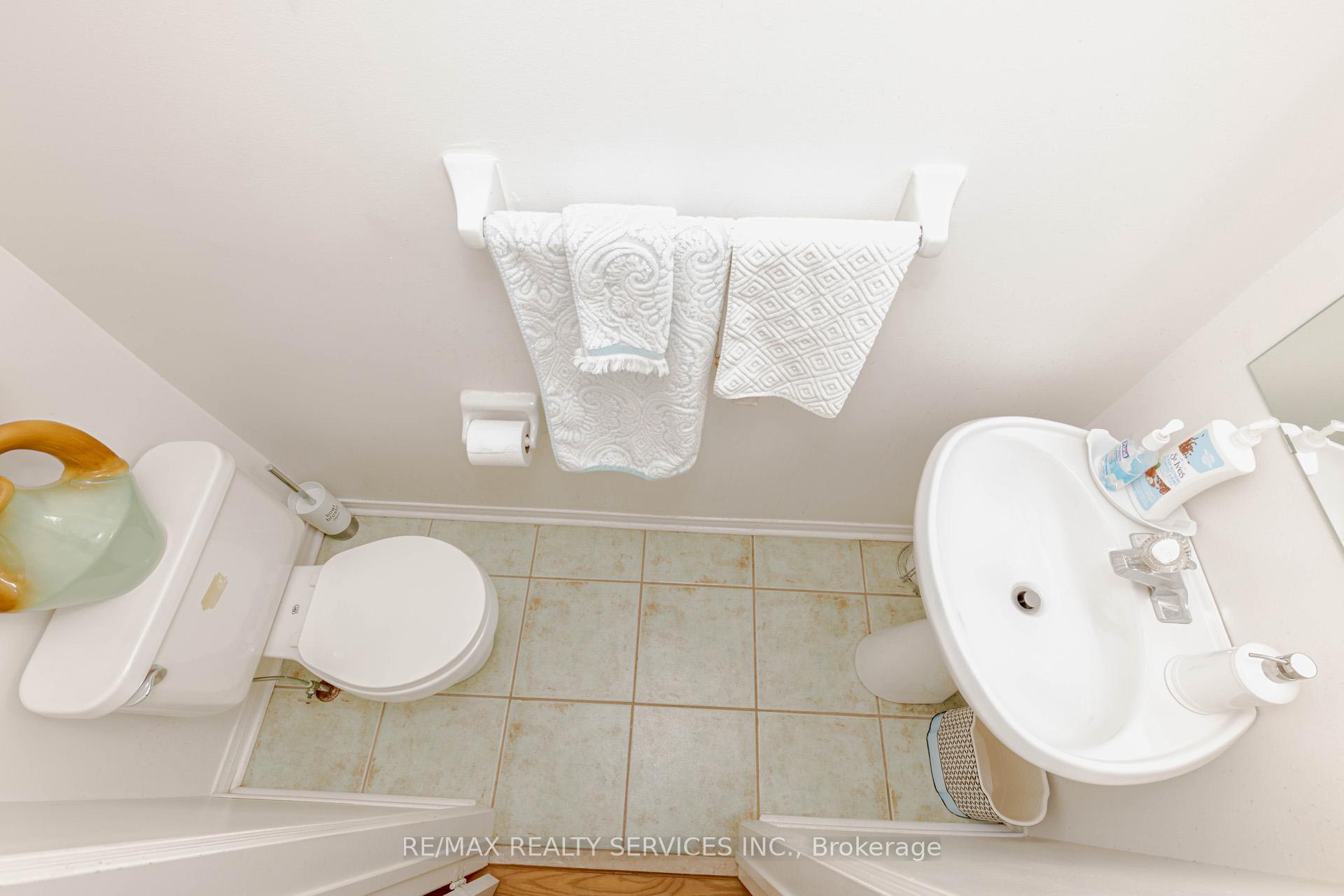 Photo 18 of 66 Viceroy Crescent, Brampton, Northwest Sandalwood Parkway — HOMEH